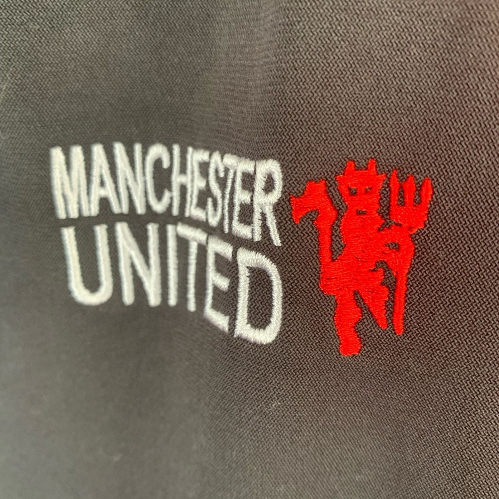 Other MANCHESTER UNITED ENGLISH PREMIER SOCCER JACKET MENS MEDIUM Size US M / EU 48-50 / 2 - 5 Thumbnail