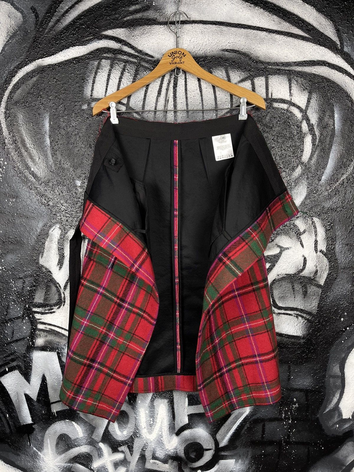 Moncler Moncler Genius 1952 Gonna Plaid Virgin Wool Wrapped Skirts Size 27" / US 4 / IT 40 - 8 Thumbnail