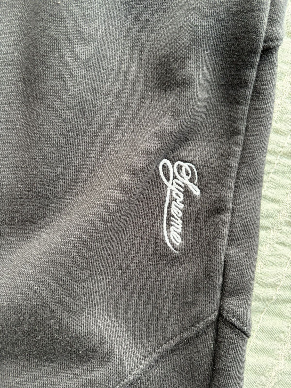 Nike × Supreme Supreme Nike Sweatpant (SS25) XL Size US 38 / EU 54 - 2 Thumbnail