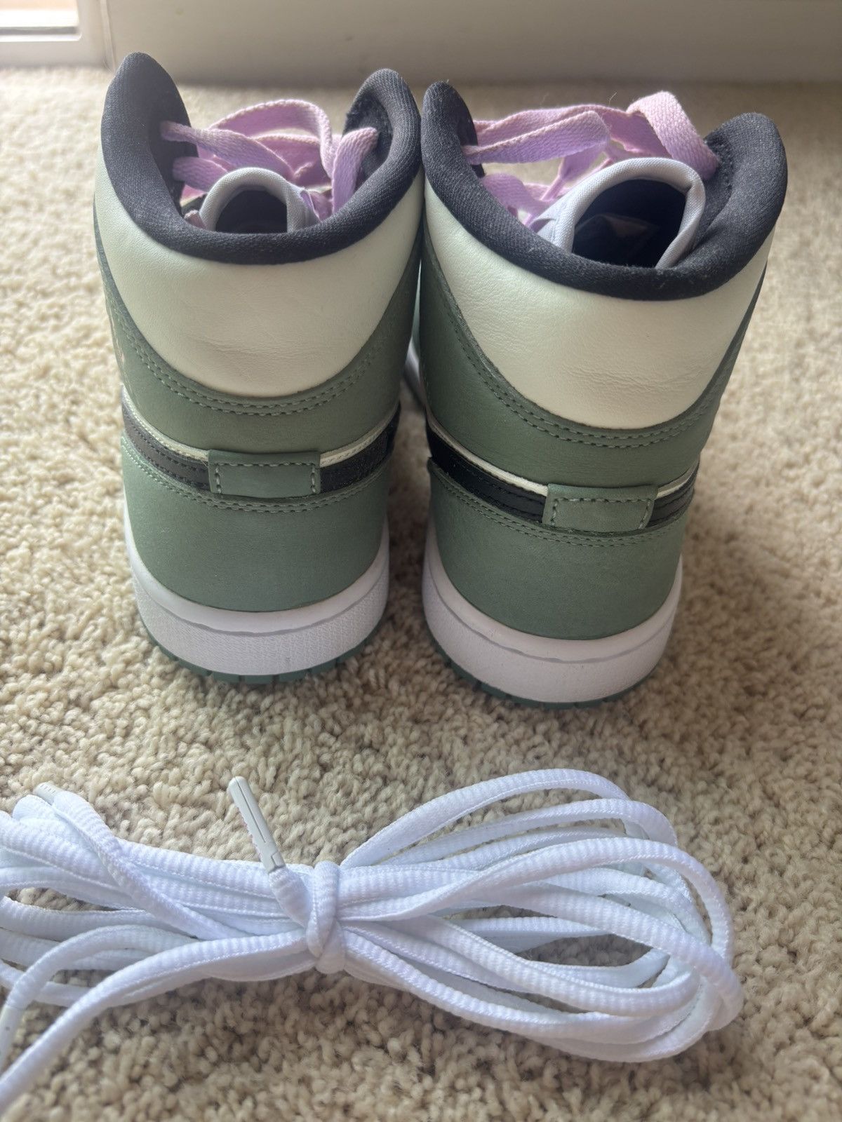 Jordan Brand × Nike Air Jordan 1 mid SE Dutch green Size US 7 / IT 37 - 4 Thumbnail