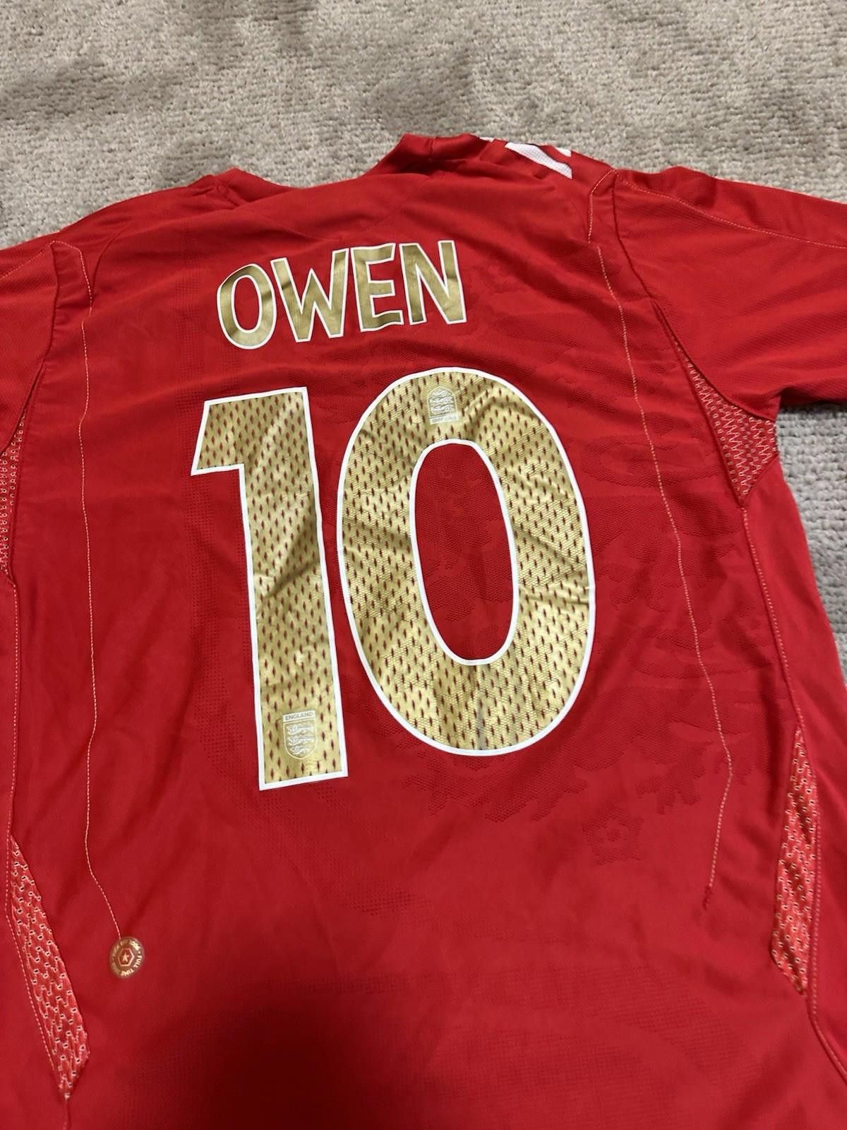 Umbro England 2006 Football Shirt Soccer Jersey World Cup #10 Owen Size US M / EU 48-50 / 2 - 7 Thumbnail