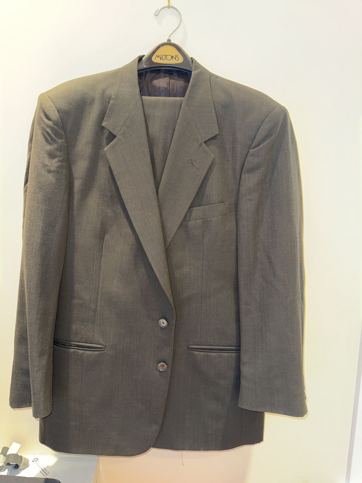 Pierre Cardin Piere Cardin suite Size 44R - 1 Thumbnail