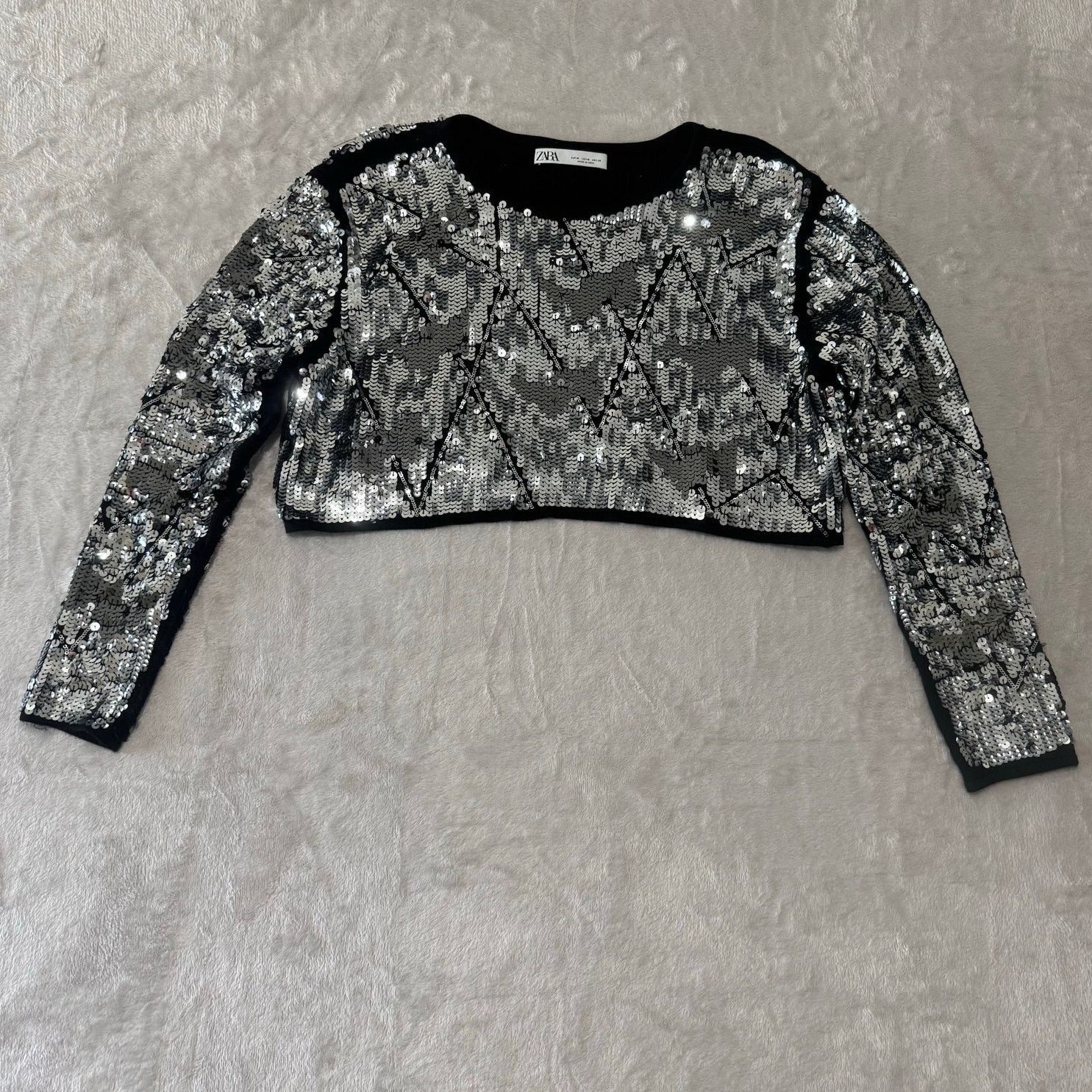Zara Zara Women's Silver Sequin Crop Top Sweater M Glam Size M / US 6-8 / IT 42-44 - 1 Thumbnail