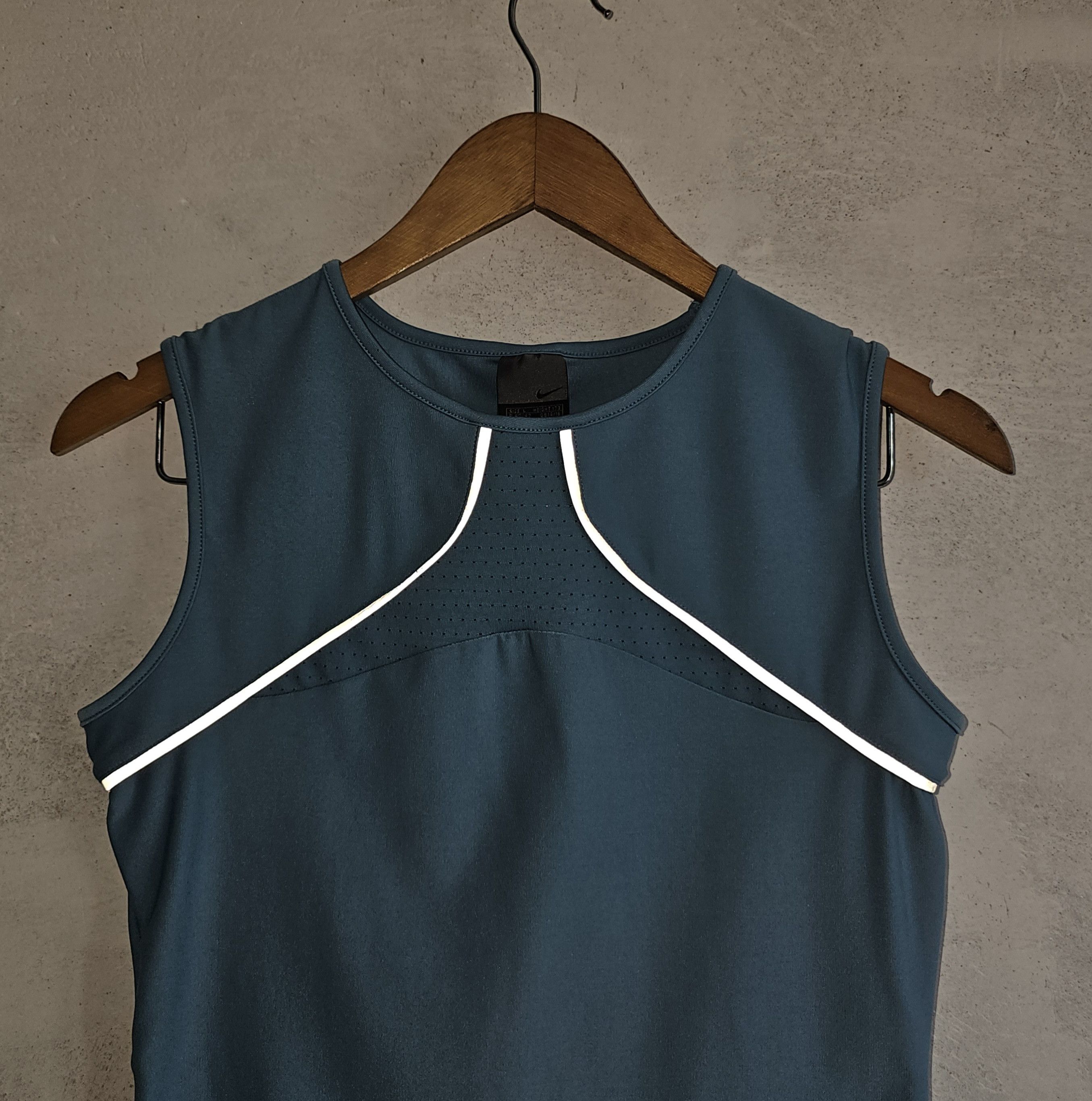 Nike × Vintage Nike vintage tank top Size L / US 10 / IT 46 - 3 Thumbnail