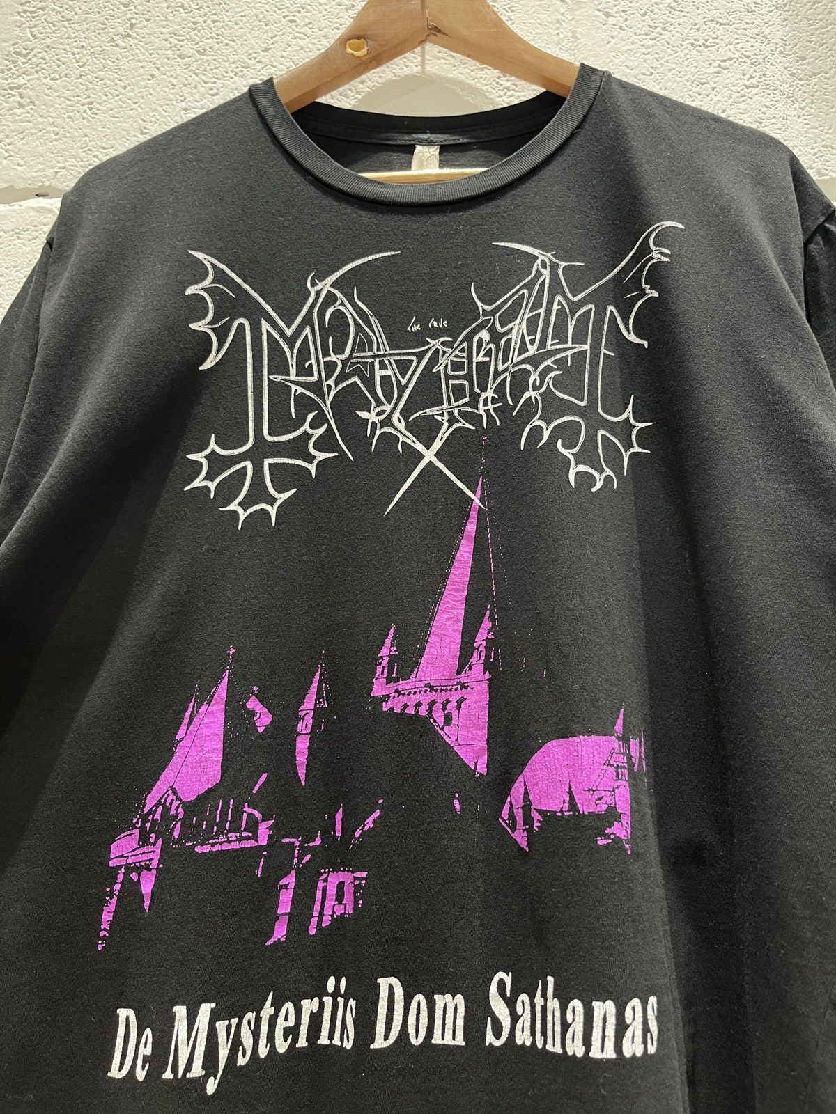Band Tees Mayhem “De Mysteriis Dom Sathanas” Size US XL / EU 56 / 4 - 3 Thumbnail