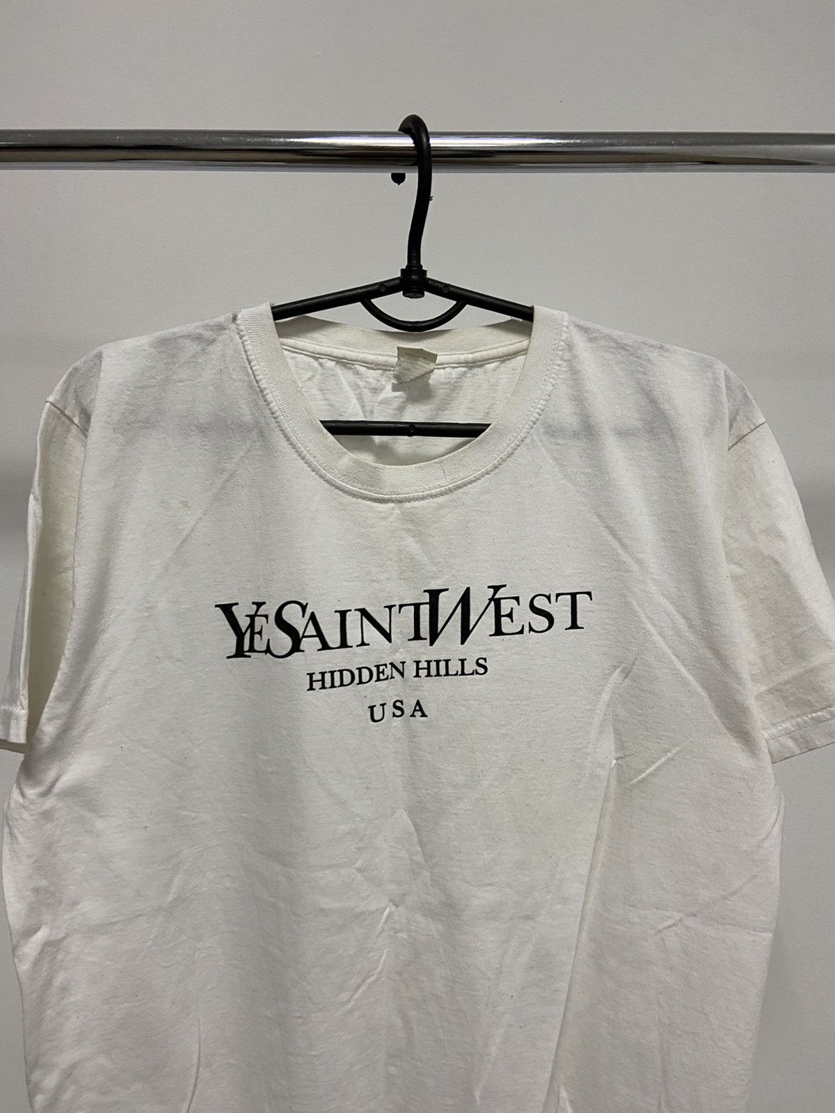 Kanye West YeSaintWest Kanye West Vintage T Shirt Big Logo USA Size US M / EU 48-50 / 2 - 2 Thumbnail
