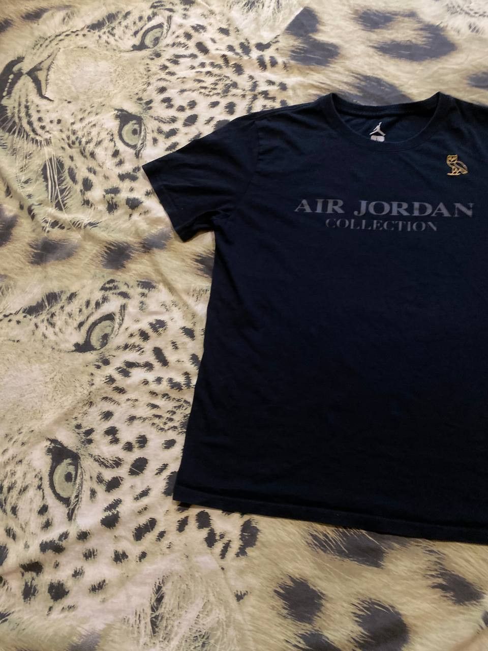 Jordan Brand T-Shirt black Jordan Brand Y2K big logo center Vintage Size US L / EU 52-54 / 3 - 5 Thumbnail