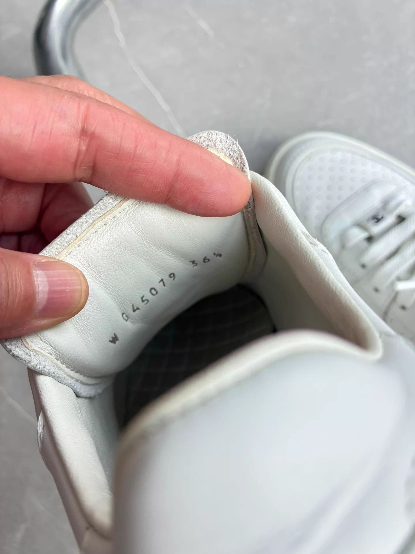 Chanel Chanel 23A White Leather Sneaker 36.5 Size US 6 / IT 36 - 5 Thumbnail