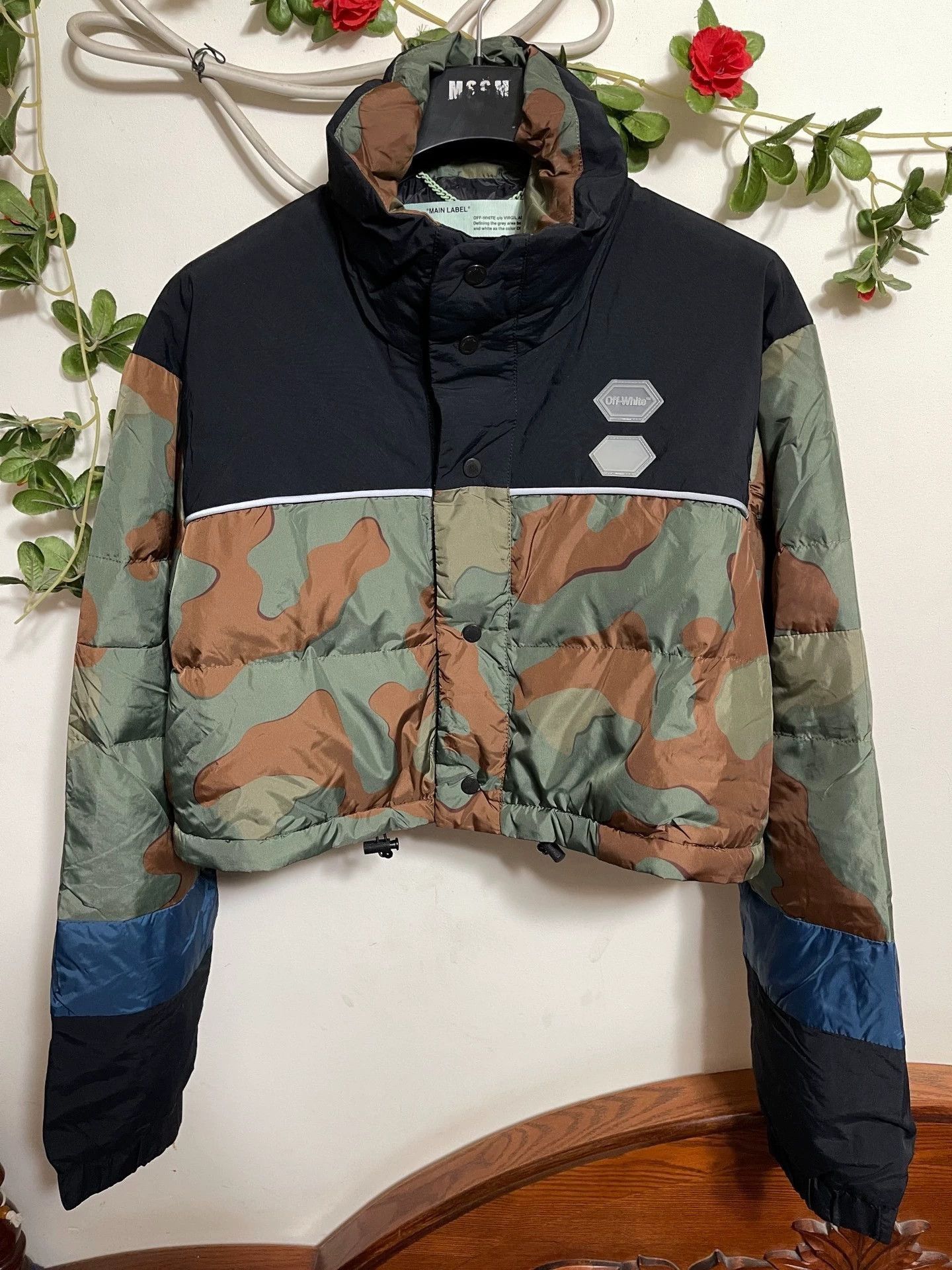 Off-White Multi Color Camo Puffer Jacket Size M Size US XXS / EU 40 - 5 Thumbnail