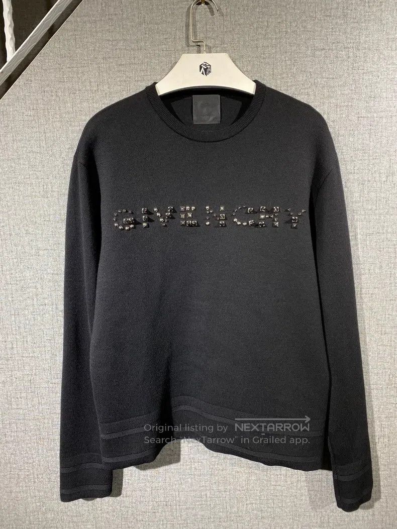 Givenchy Givenchy Men's studded knit sweater Size US S / EU 44-46 / 1 - 1 Thumbnail