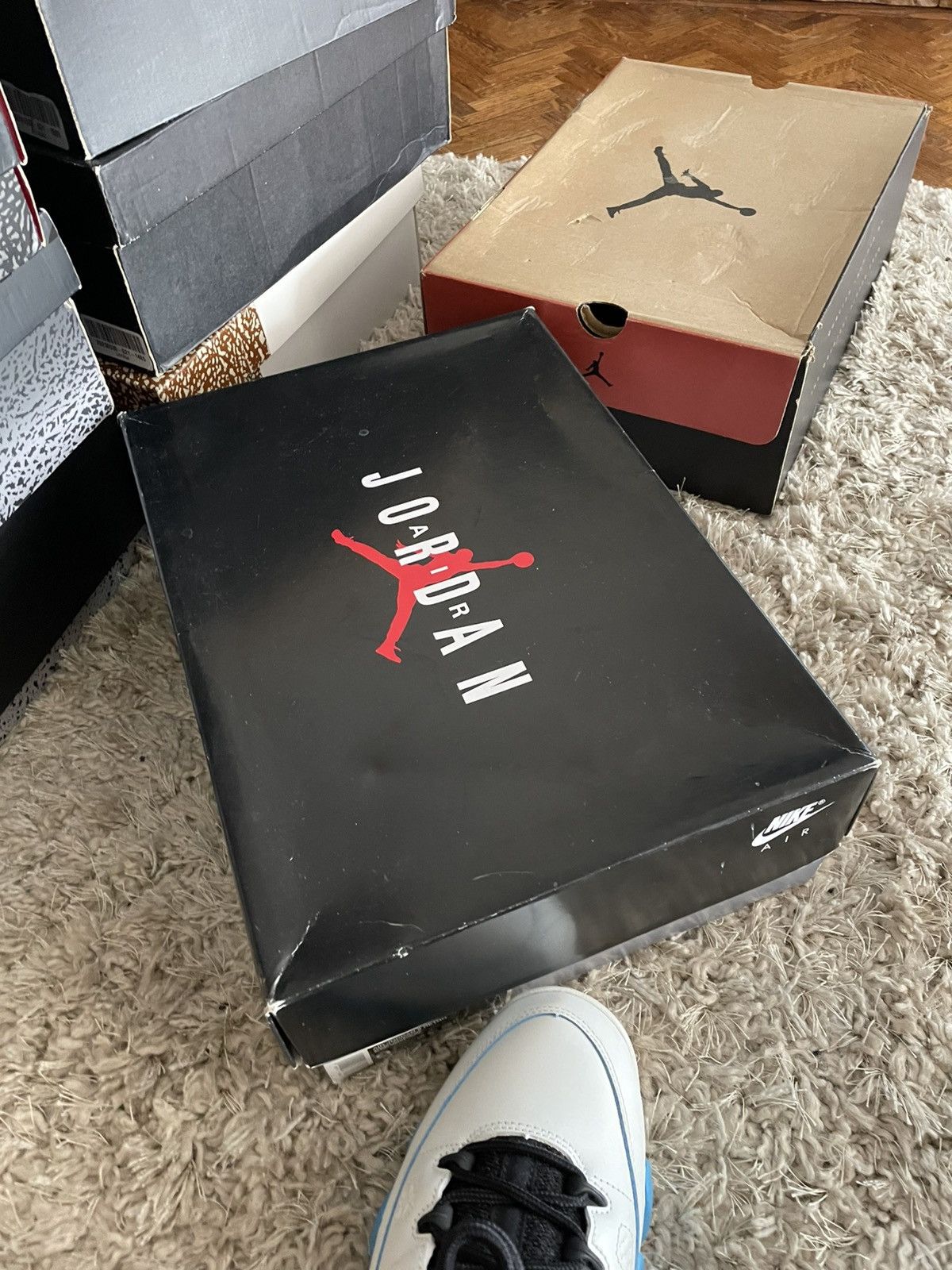Jordan Brand Jordan 9 Pantone Sz 9 Size US 9 / EU 42 - 12 Thumbnail