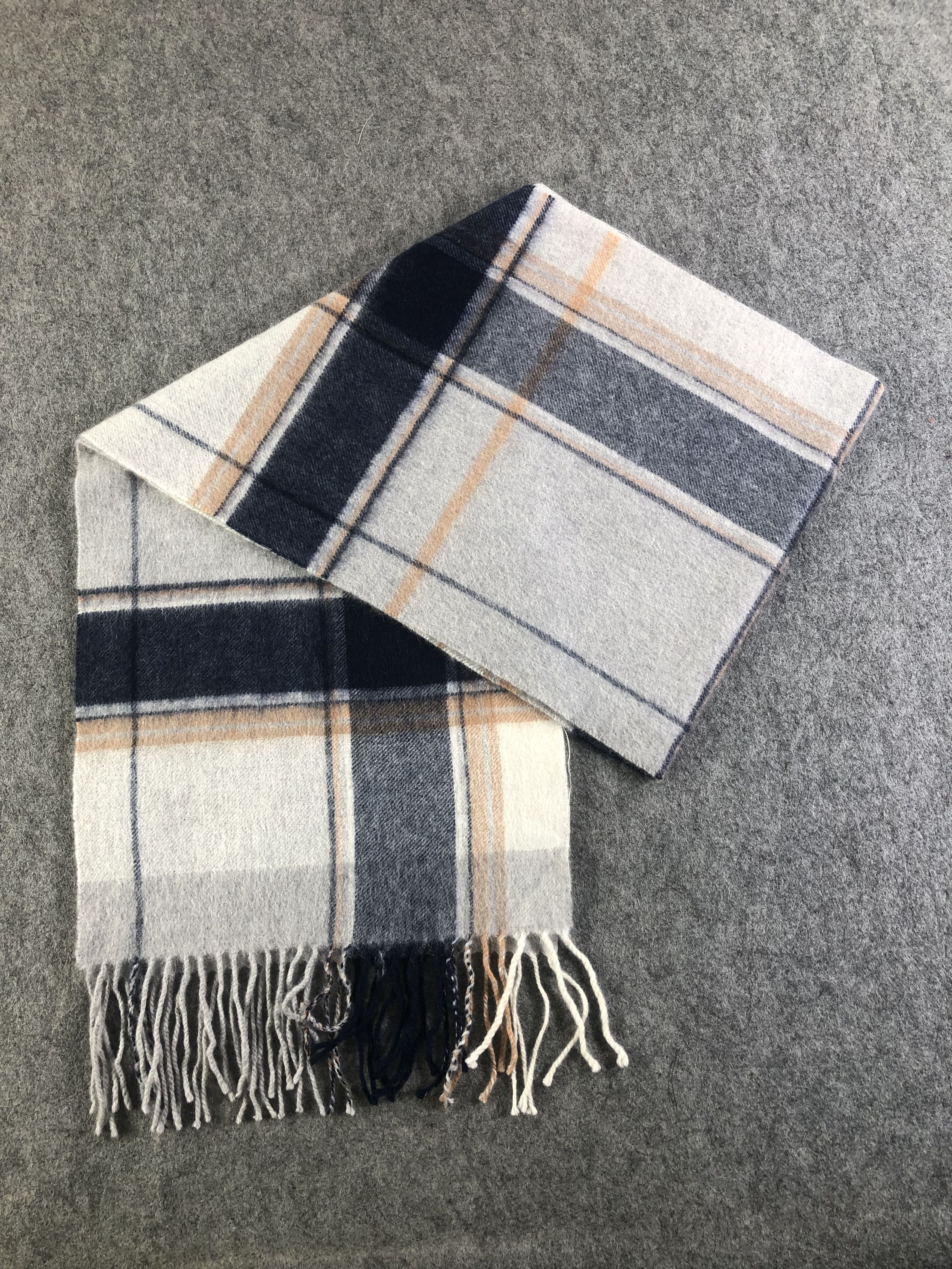 Mackintosh Mackintosh Philosophy Scarf / Muffler / Neckwear Size ONE SIZE - 5 Thumbnail