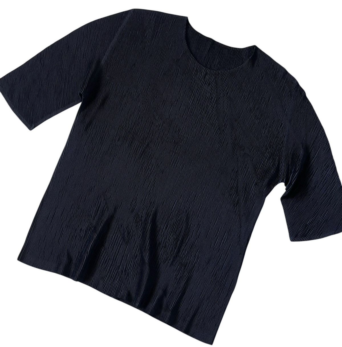 Pleats Please Issey Miyake Vintage issey miyake pleats please 3/4 black tee Size S / US 4 / IT 40 - 2 Thumbnail