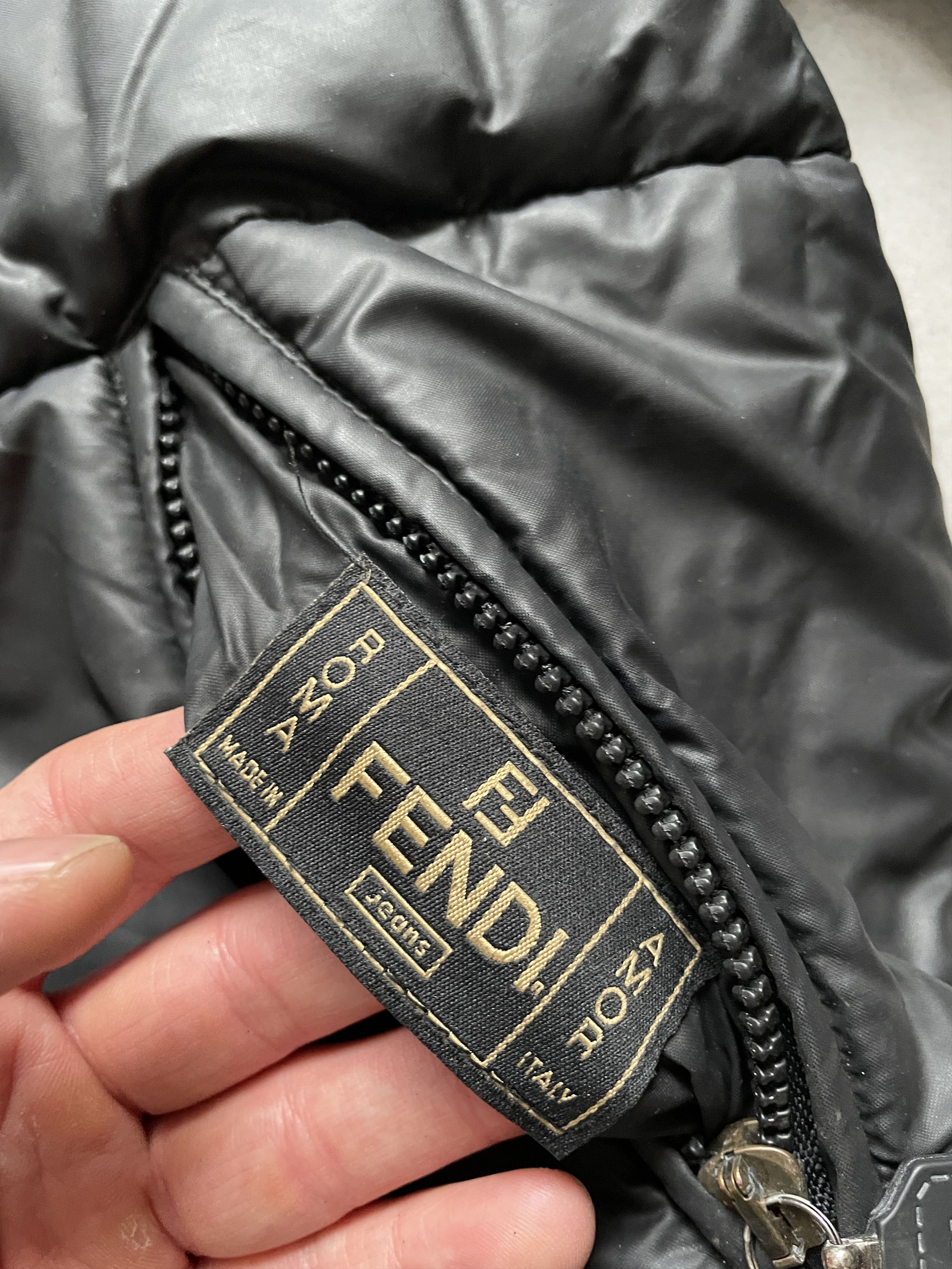 Fendi ARCHIVE FENDI ROMA REVERSIBLE MONOGRAM INSULATED JACKET Size US L / EU 52-54 / 3 - 6 Thumbnail