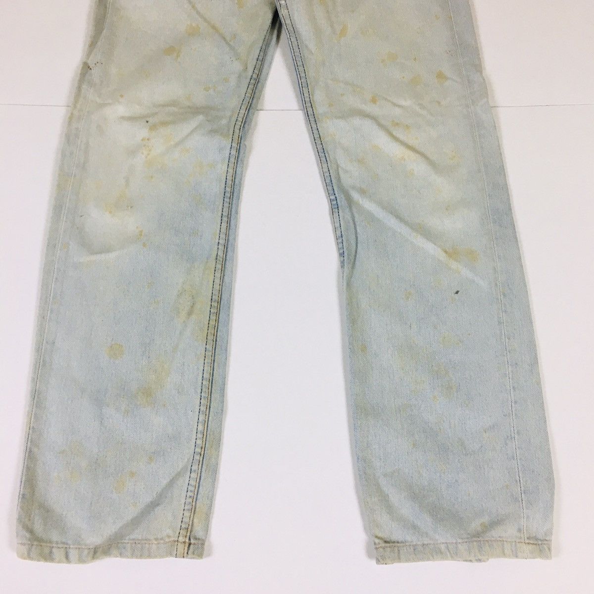 Levi's Vintage Clothing Vintage Levis 501 Made in USA Button Stamp 555 Size US 28 / EU 44 - 2 Thumbnail