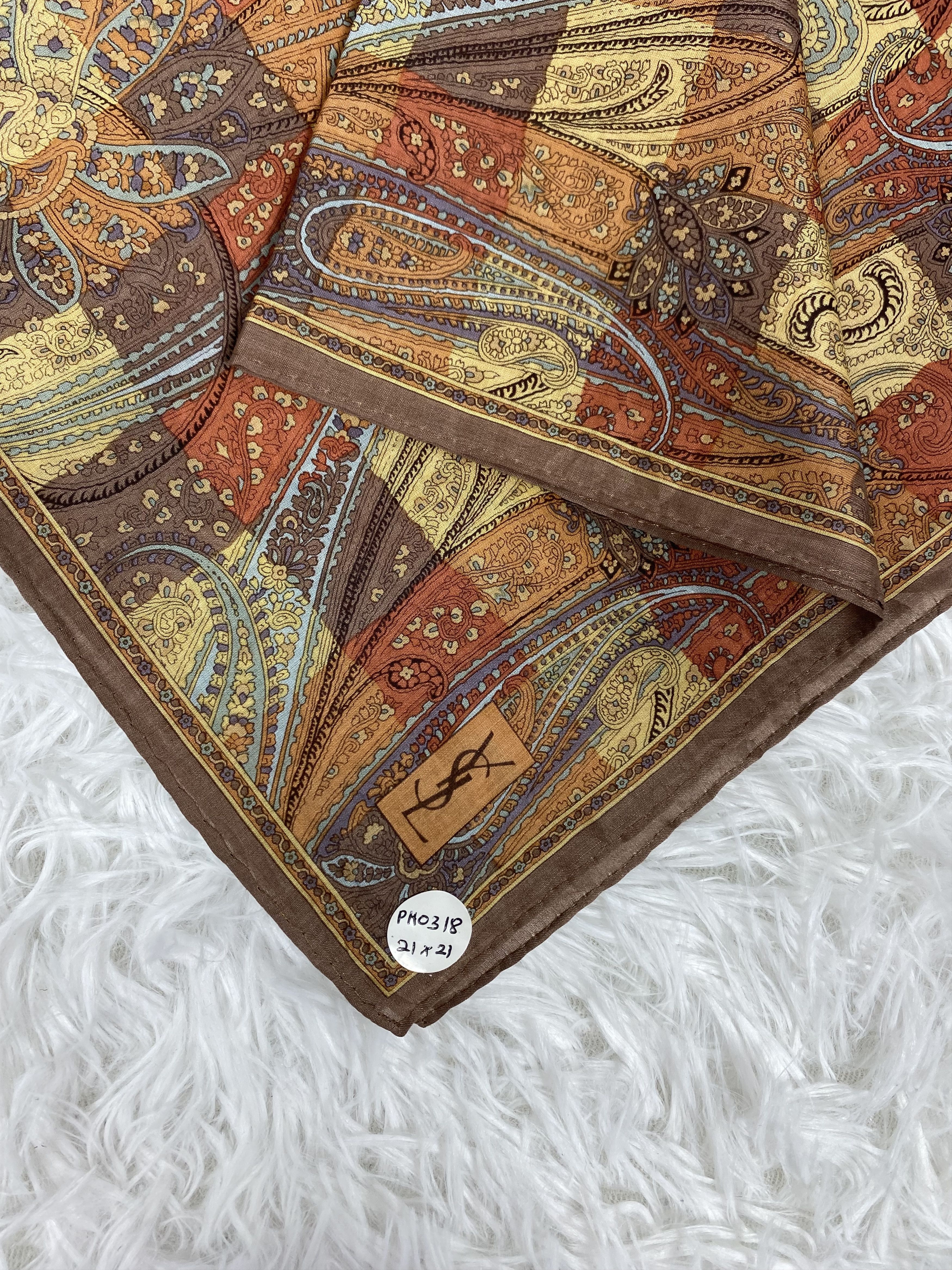Vintage × Yves Saint Laurent Vintage Yves Saint Laurent Handkerchief Neckerchief PH0318 Size ONE SIZE - 2 Thumbnail