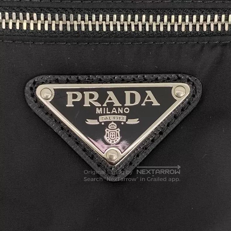 Prada Prada Black triangle wool stand-up collar zipper long-slee Size US S / EU 44-46 / 1 - 5 Thumbnail