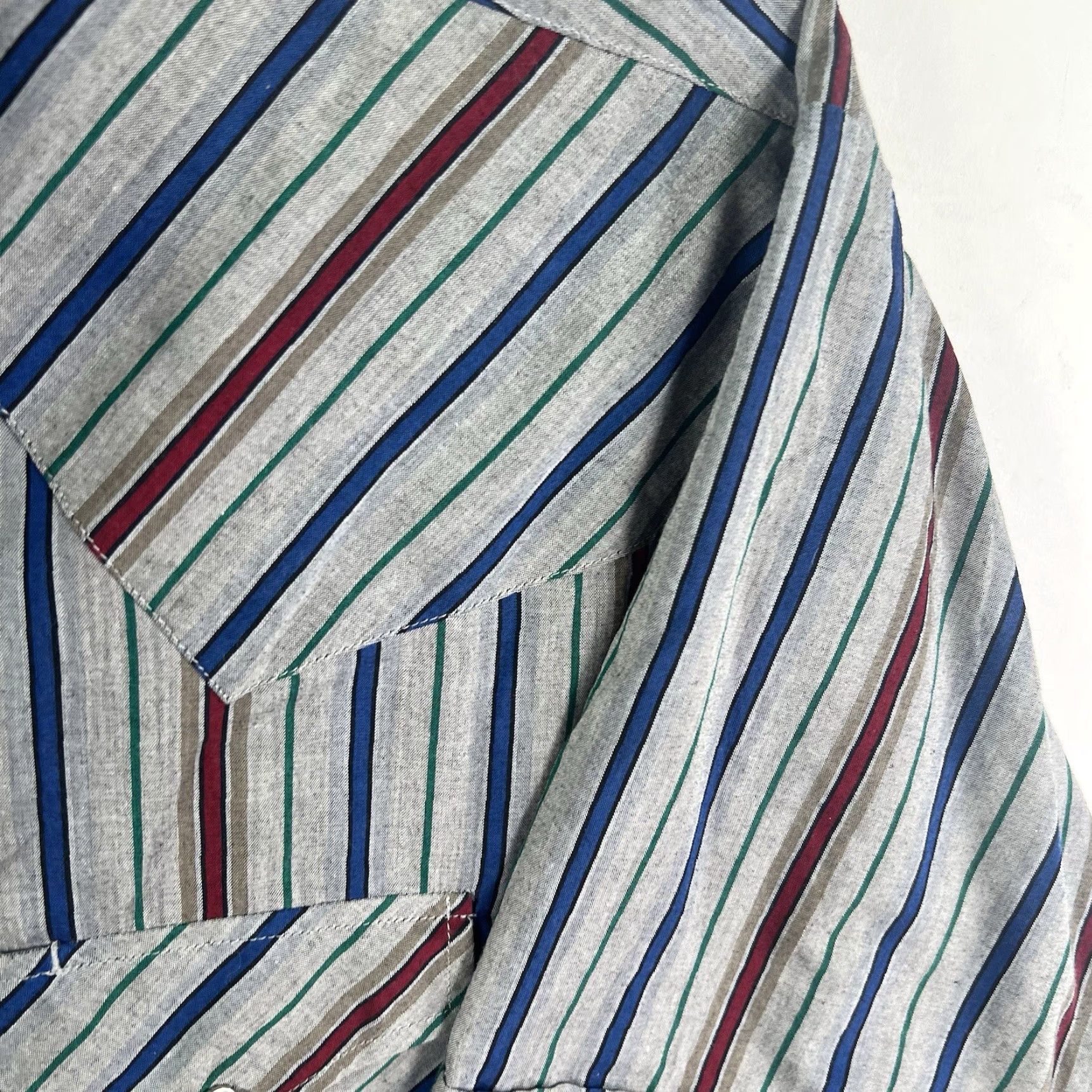 Vintage Plains Western Wear Pearl Snap Striped Shirt Men's 3XL Gray Short Sleeve Mens Size US XXL / EU 58 / 5 - 2 Thumbnail