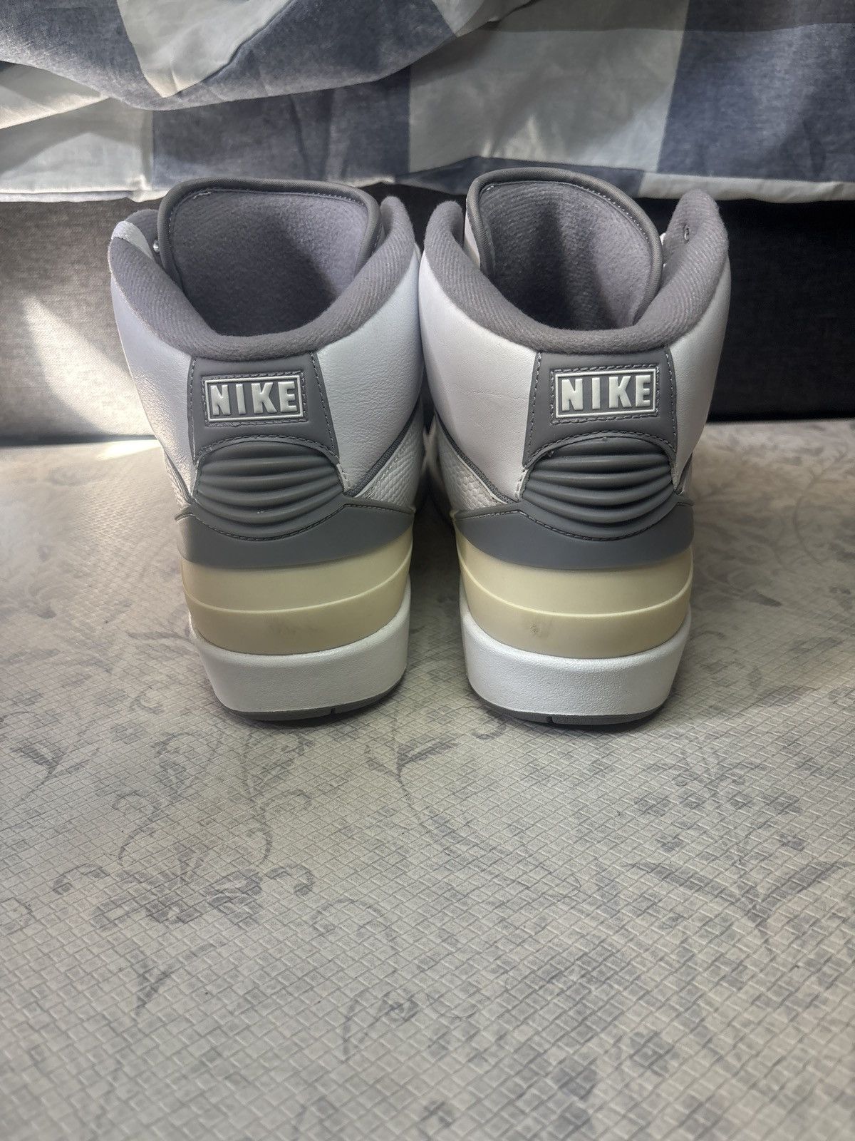 Jordan Brand Jordan 2 retro White cement Size US 11 / EU 44 - 2 Thumbnail