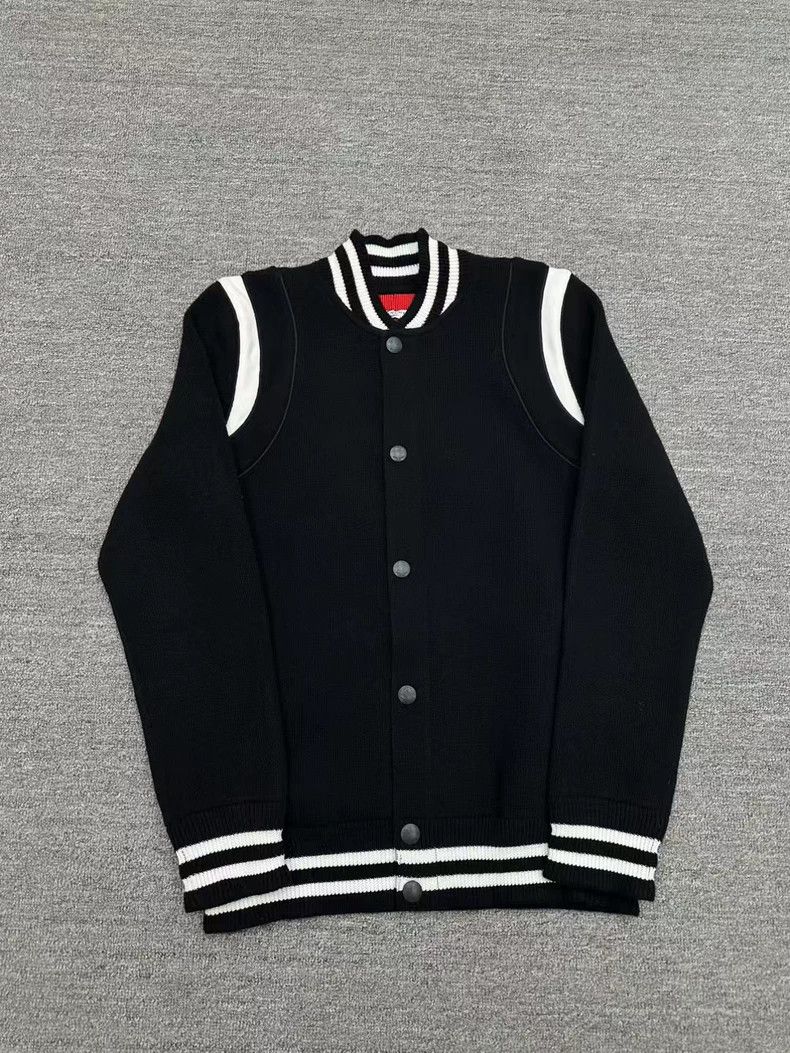 Givenchy Givenchy Wool letter baseball jacket size M Size US M / EU 48-50 / 2 - 1 Thumbnail