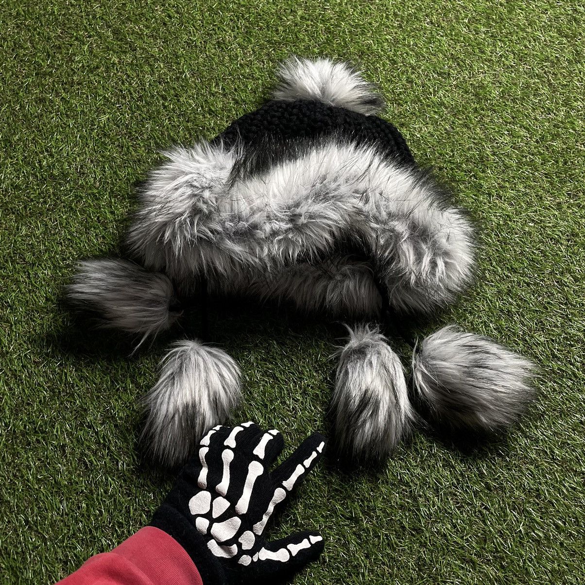 Vintage Vintage Y2K Fuzzy Mohair Beanie Black White Ushanka Faded OS Size ONE SIZE - 1 Thumbnail