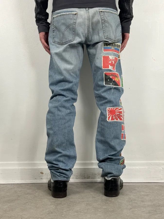Dolce & Gabbana AW2004 Dolce & Gabbana Light Blue Denim International Flag Patch Jeans Size US 34 / EU 50 - 3 Thumbnail