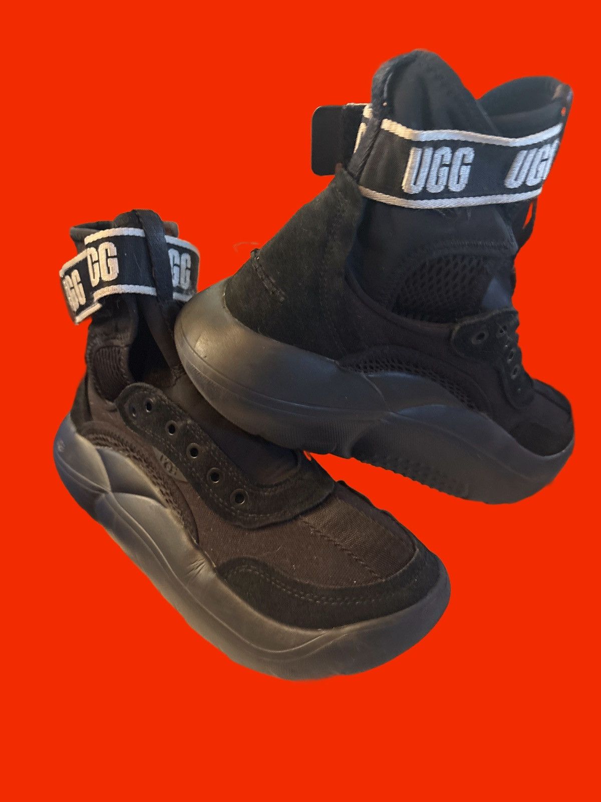 Ugg UGG La Cloud Hi Trainer Size US 8.5 / IT 38.5 - 1 Thumbnail