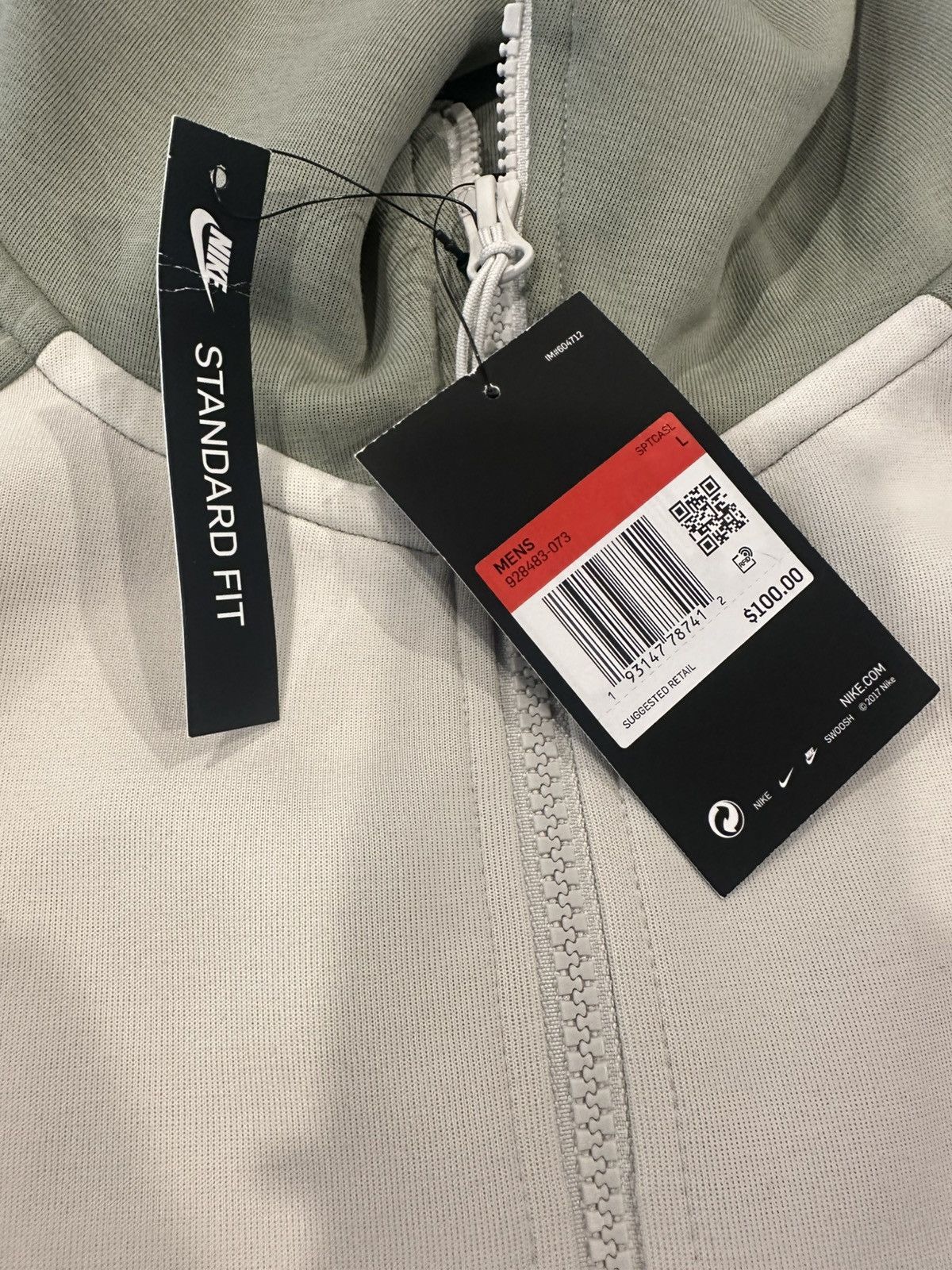 Nike Nike Jacket Green and Cream Size US L / EU 52-54 / 3 - 4 Thumbnail