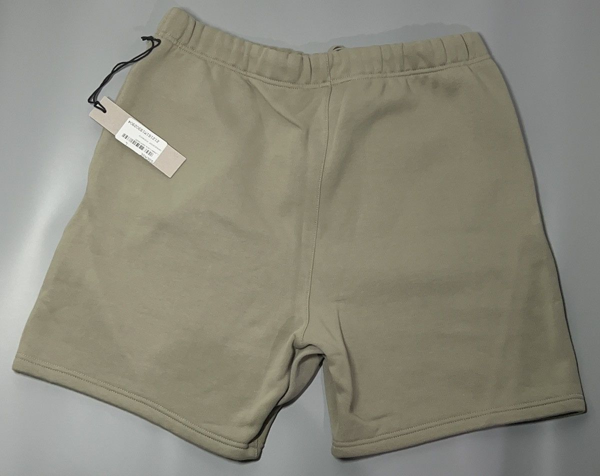 Fear of God Fear of God FOG Essentials Sweatshorts Pistachio - Large Size US 33 - 3 Thumbnail