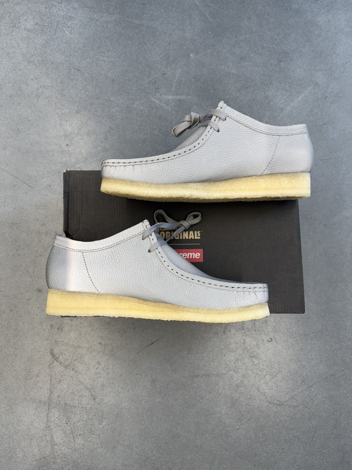 Clarks × Supreme 2025 Clarks Originals Wallabee Supreme Silver Reflective Size US 9.5 / EU 42-43 - 3 Thumbnail