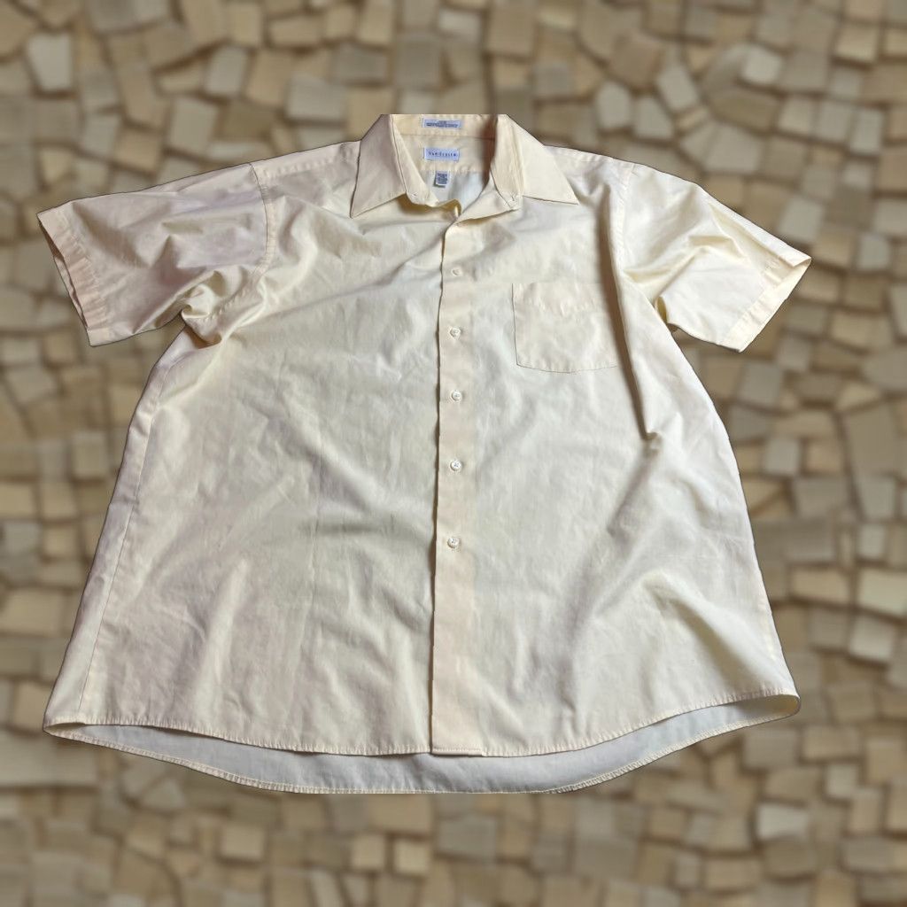 Van Heusen Van Heusen Shirt Mens XL 17-17.5 Yellow Poplin Wrinkle Free Button Up Short Sleeve Casual Size US XL / EU 56 / 4 - 1 Thumbnail