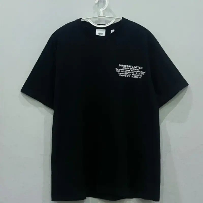 Burberry Burberry Black Cotton T-shirt for Men Size US XXS / EU 40 - 1 Thumbnail