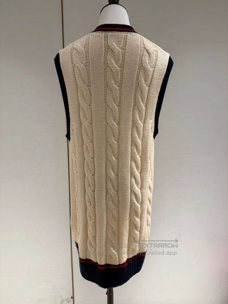 Fendi Fendi Embroidered Knit Sweater Size US M / EU 48-50 / 2 - 2 Thumbnail