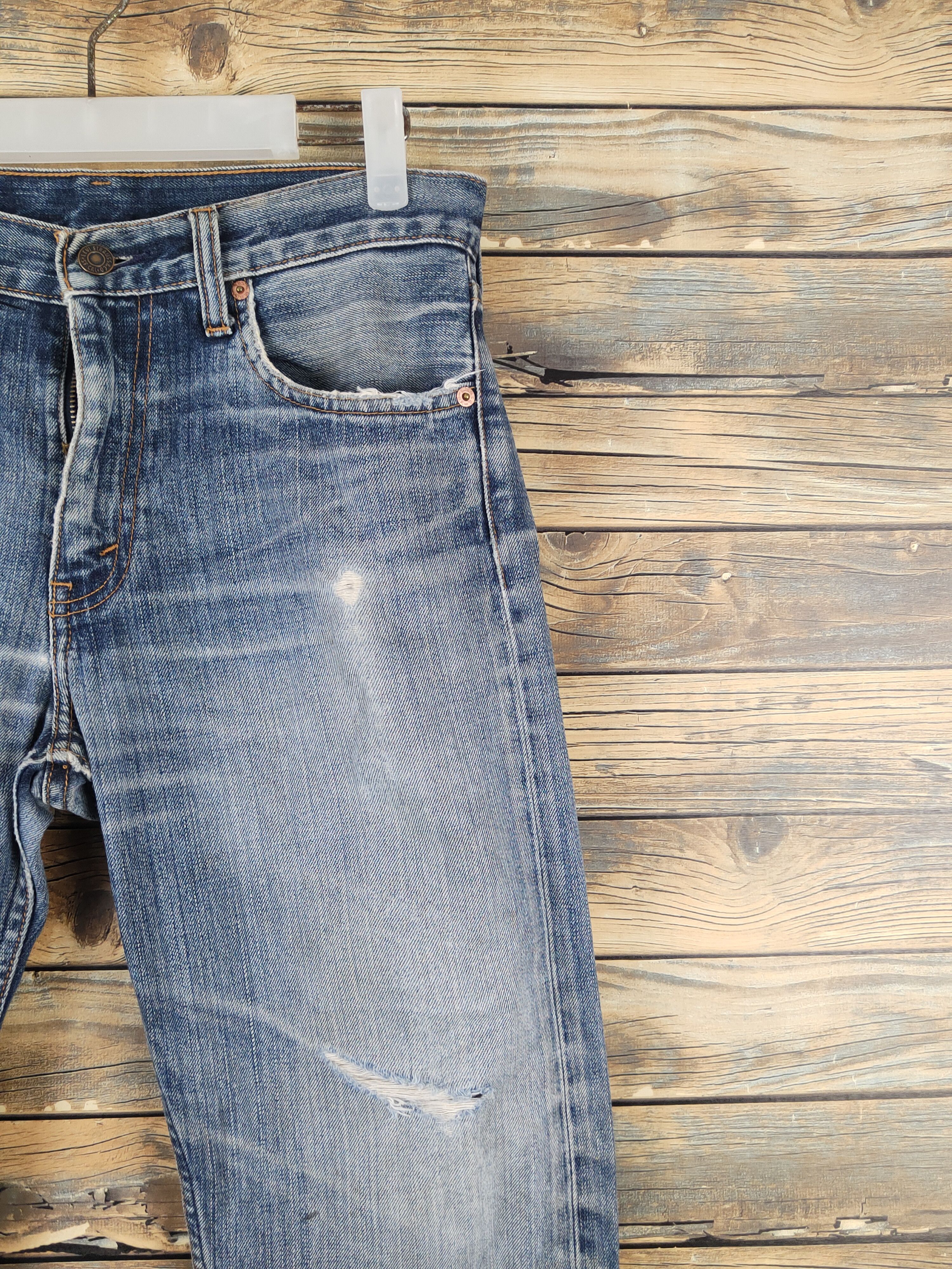 Levi's Levi's Dark Blue Faded Distressed Ripped Jeans #W1387 Size US 31 - 5 Thumbnail