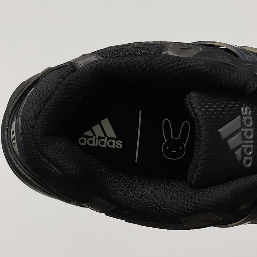 Adidas Adidas x Bad Bunny Responce CL Black Blokecore 8.5US Size US 8.5 / EU 41-42 - 4 Thumbnail