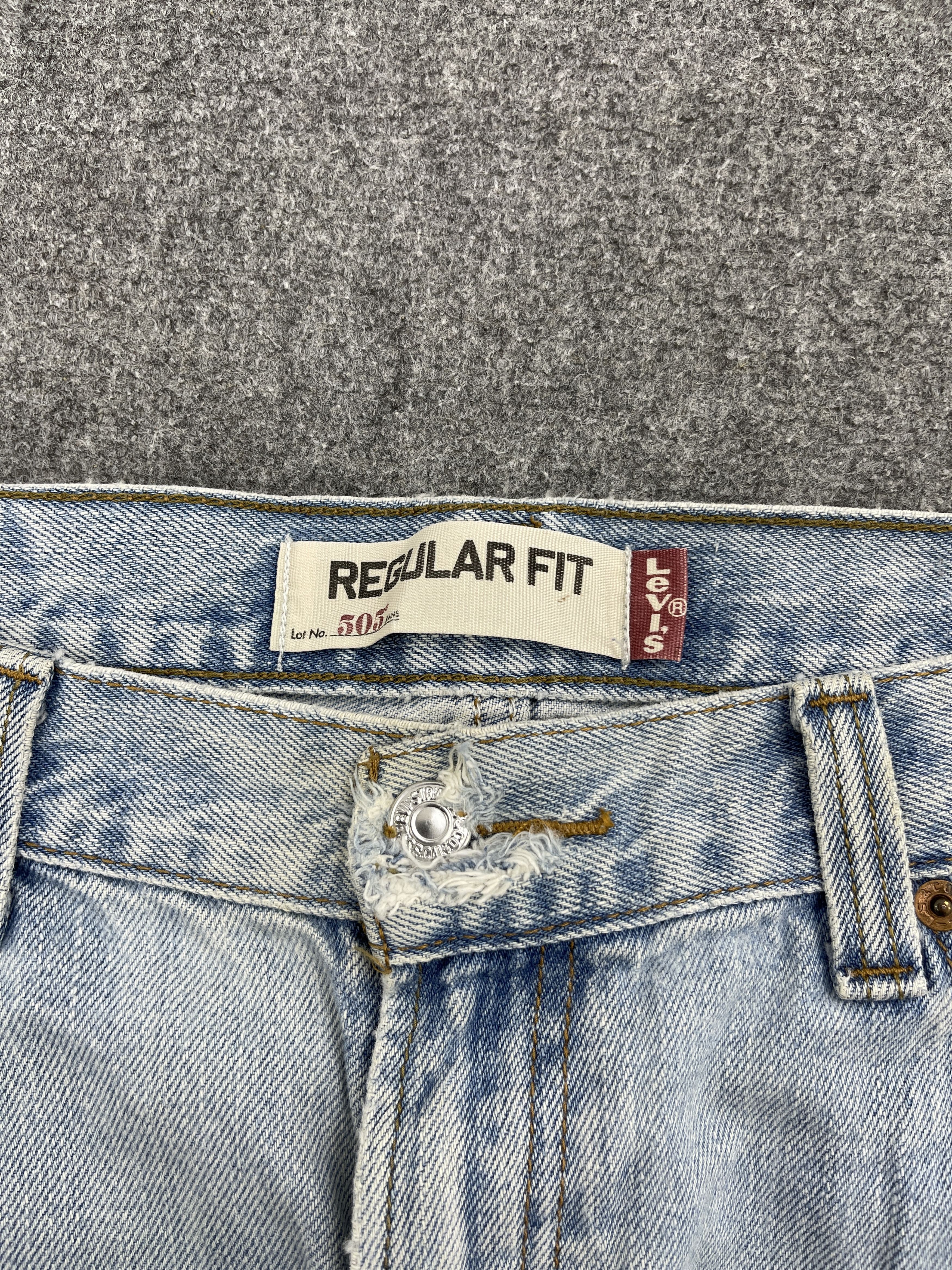 Levi's × Vintage Vintage Levis 505 Lightwash Jeans DP2490 Size US 36 / EU 52 - 9 Thumbnail