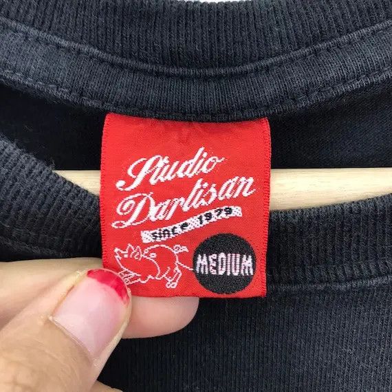 Studio D'Artisan Vtg 90’ STUDIO D’ARTISAN JAPAN Surprised Pig Tee Shirt Size US M / EU 48-50 / 2 - 4 Thumbnail