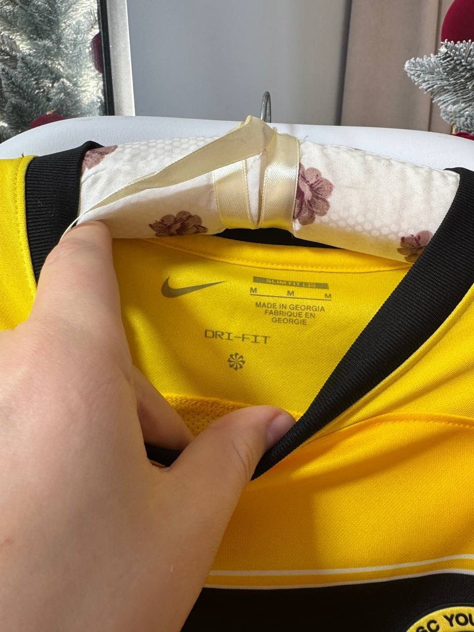 Nike Nike BSC Young Boys Home Shirt Jersey M Wankdorf Stadium Size US L / EU 52-54 / 3 - 4 Thumbnail