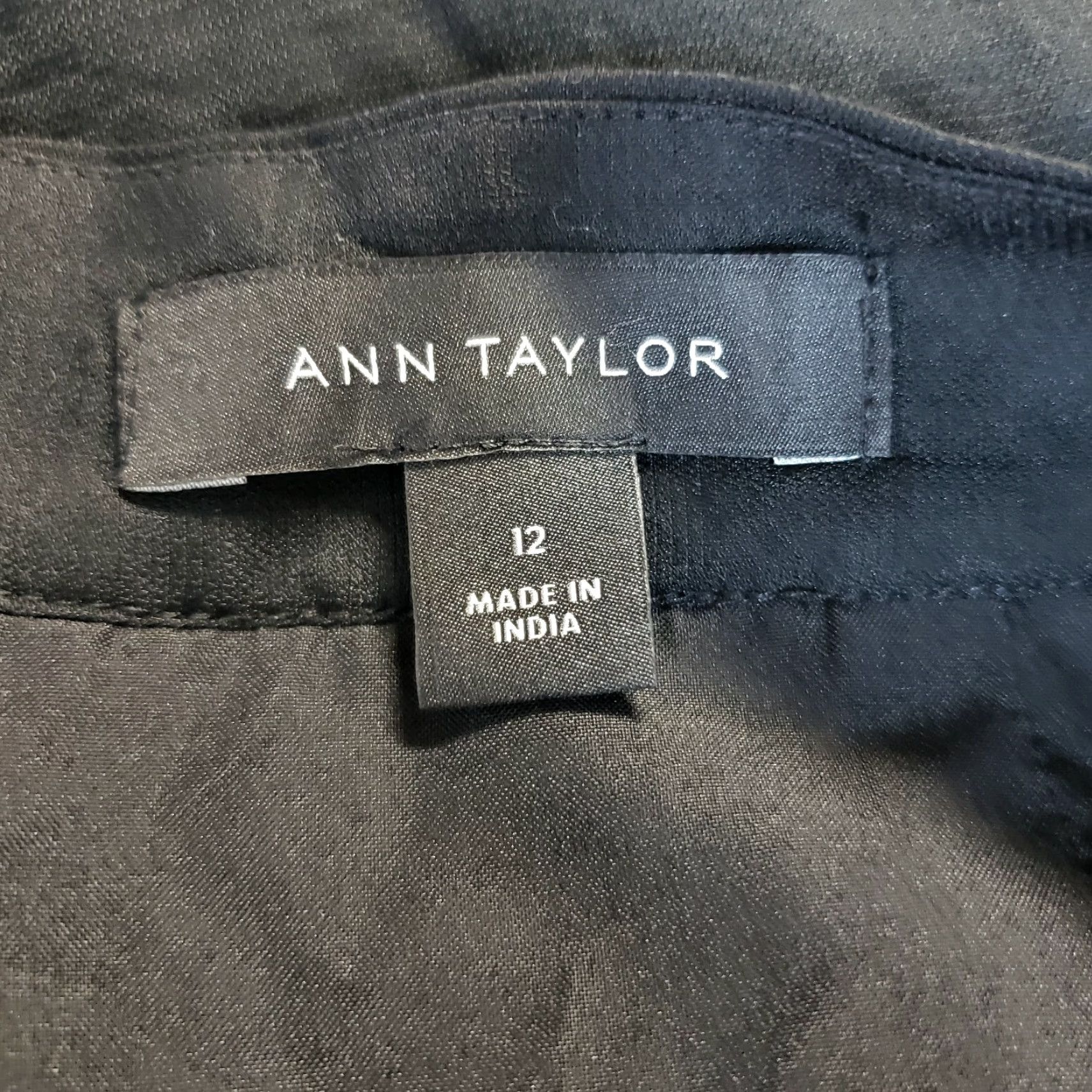 Ann Taylor Ann Taylor Womens Skirt Sz 12 Black Crochet Lace Viscose Blend Zips Size 34" / US 12 / IT 48 - 4 Thumbnail