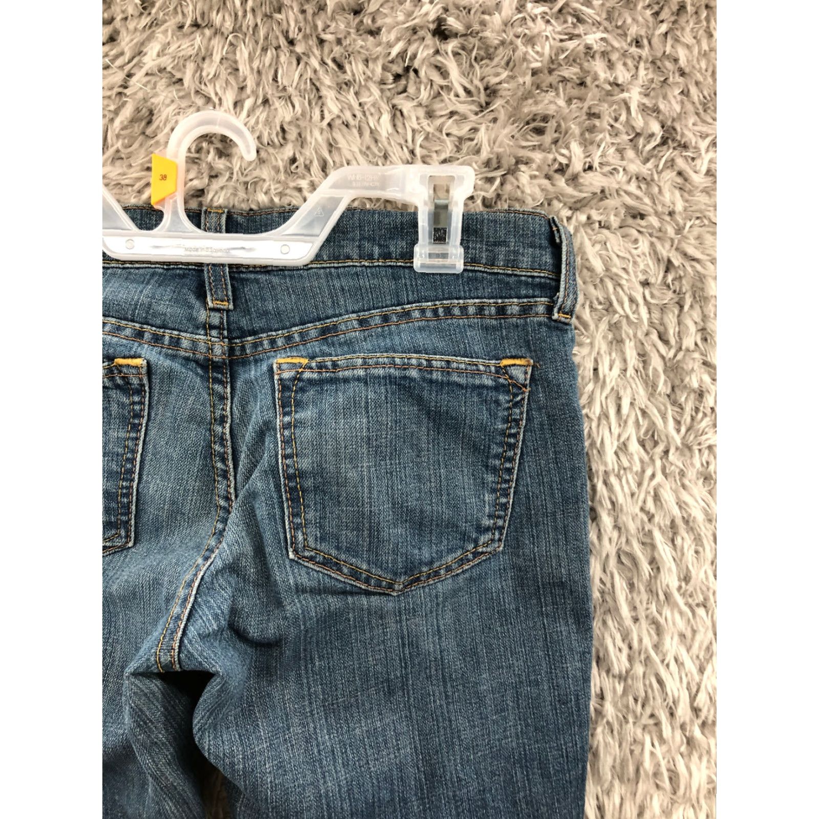 Old Navy Old Navy The Diva Bootcut Jeans Women’s Regular Size 6 Short Blue Denim 29in Inseam Mid Rise Size 28" / US 6 / IT 42 - 6 Thumbnail
