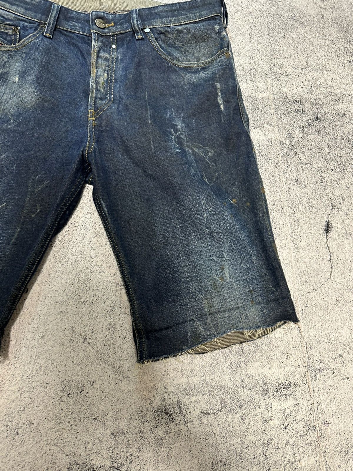 Diesel Vintage Diesel Cowhide Denim Shorts Made in Italy Size US 31 - 7 Thumbnail