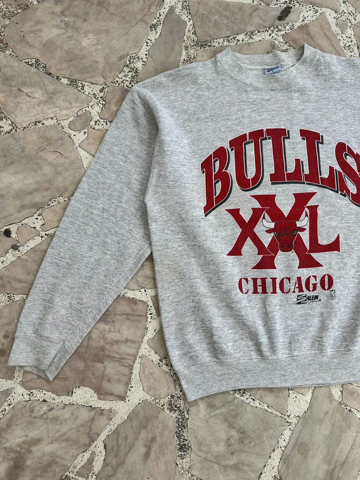 Salem Sportswear Chicago Bulls Sweatshirt Fronthit Vintage Size US L / EU 52-54 / 3 - 4 Thumbnail