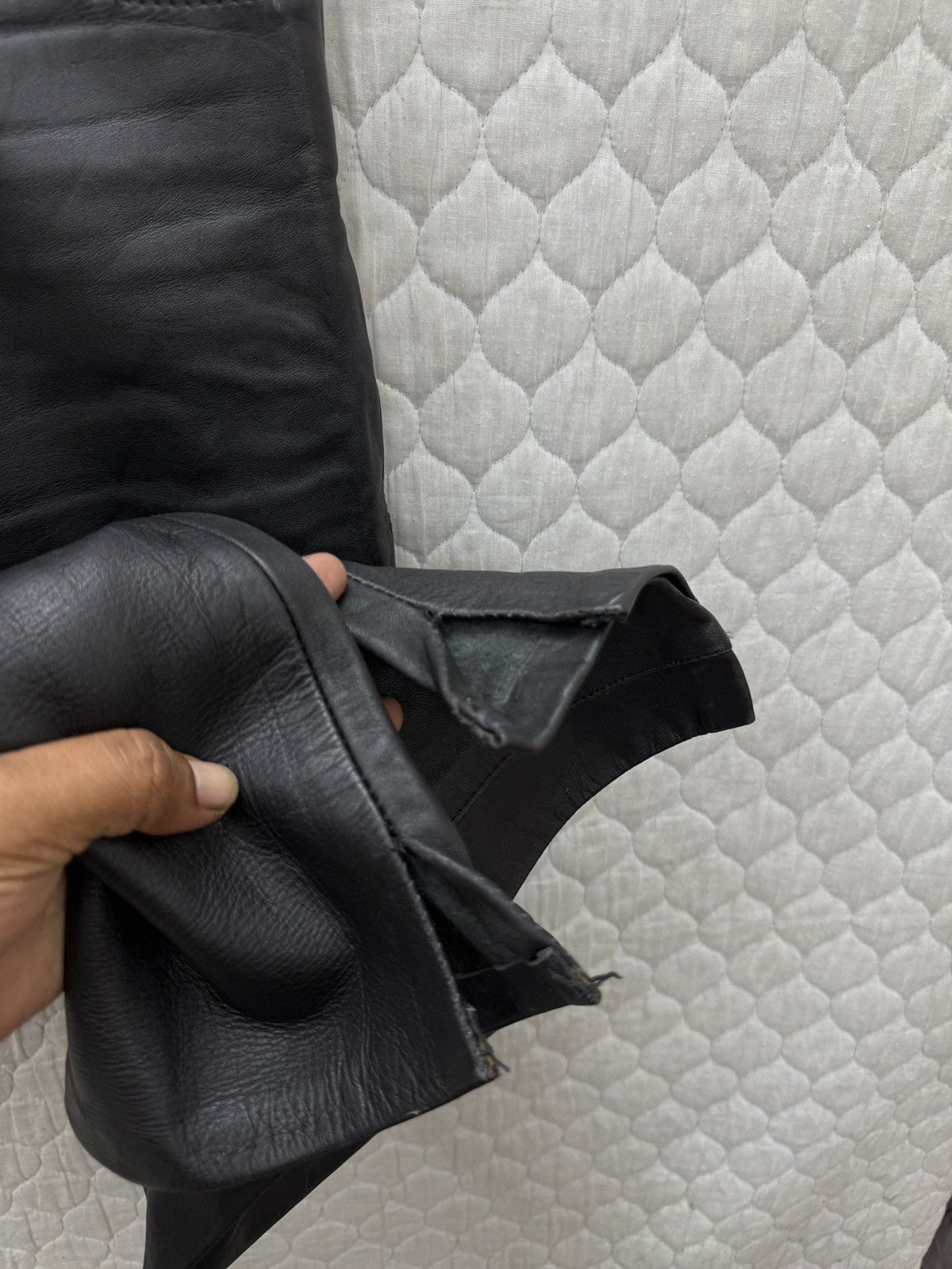 Genuine Leather 🔥🔥🔥STEALS CUIRS LONDON LEATHER PANTS Size US 31 - 5 Thumbnail