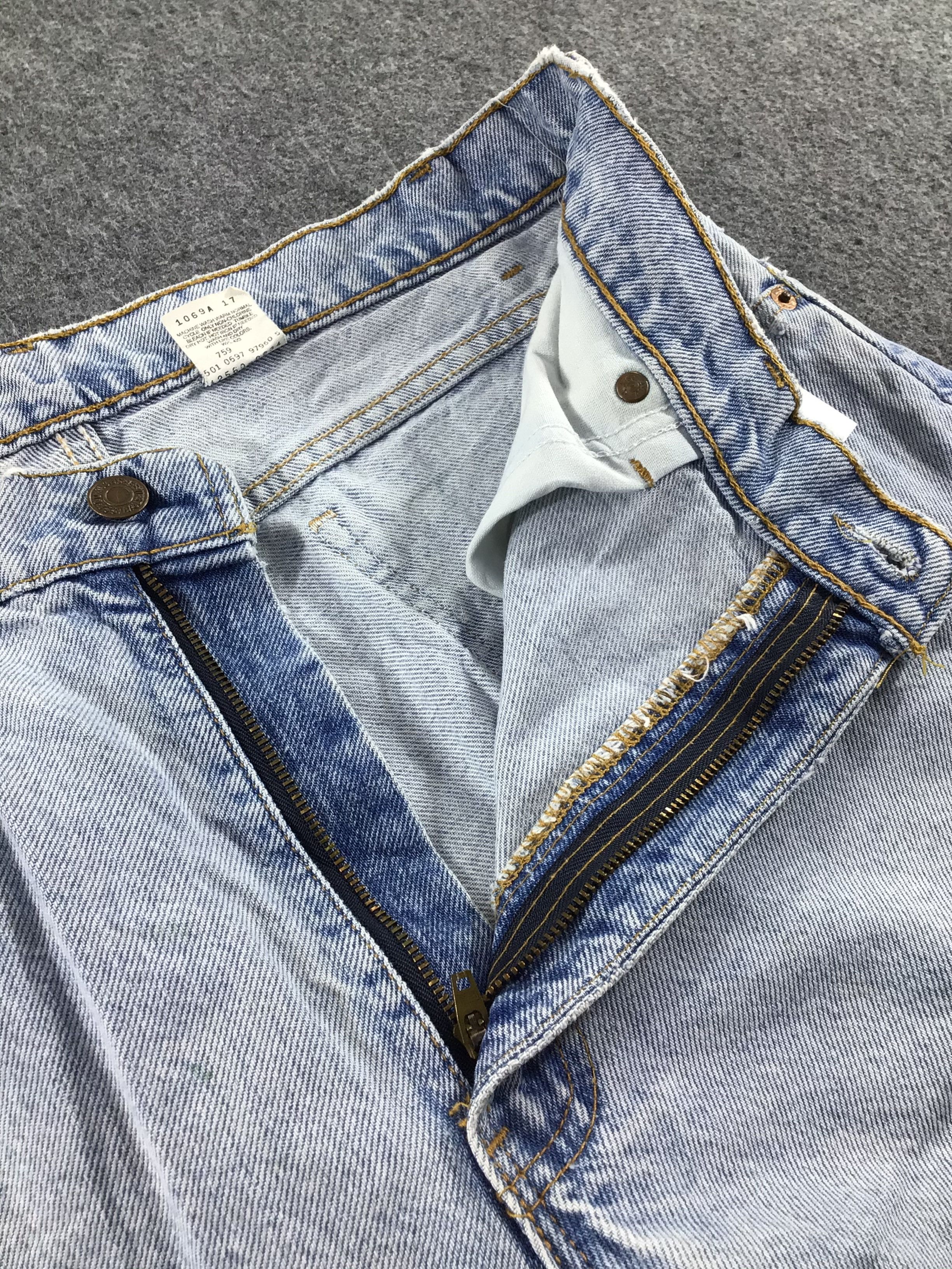 Levi's Vintage Levis 560 Orange Tab Jeans-J319 Size US 34 / EU 50 - 7 Thumbnail