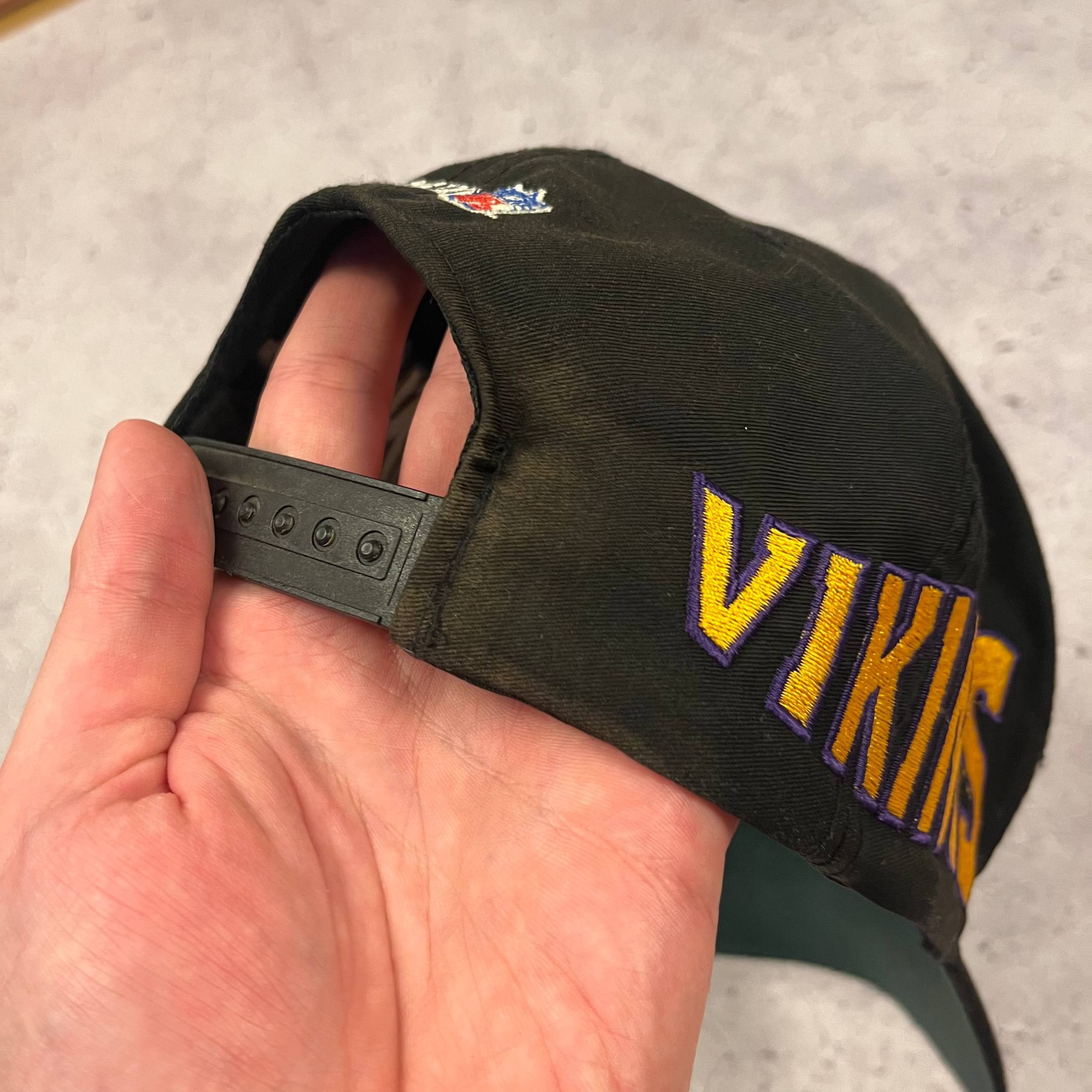 NFL Minnesota Vikings NFL Amcap Vintage Baseball Cap Size ONE SIZE - 5 Thumbnail