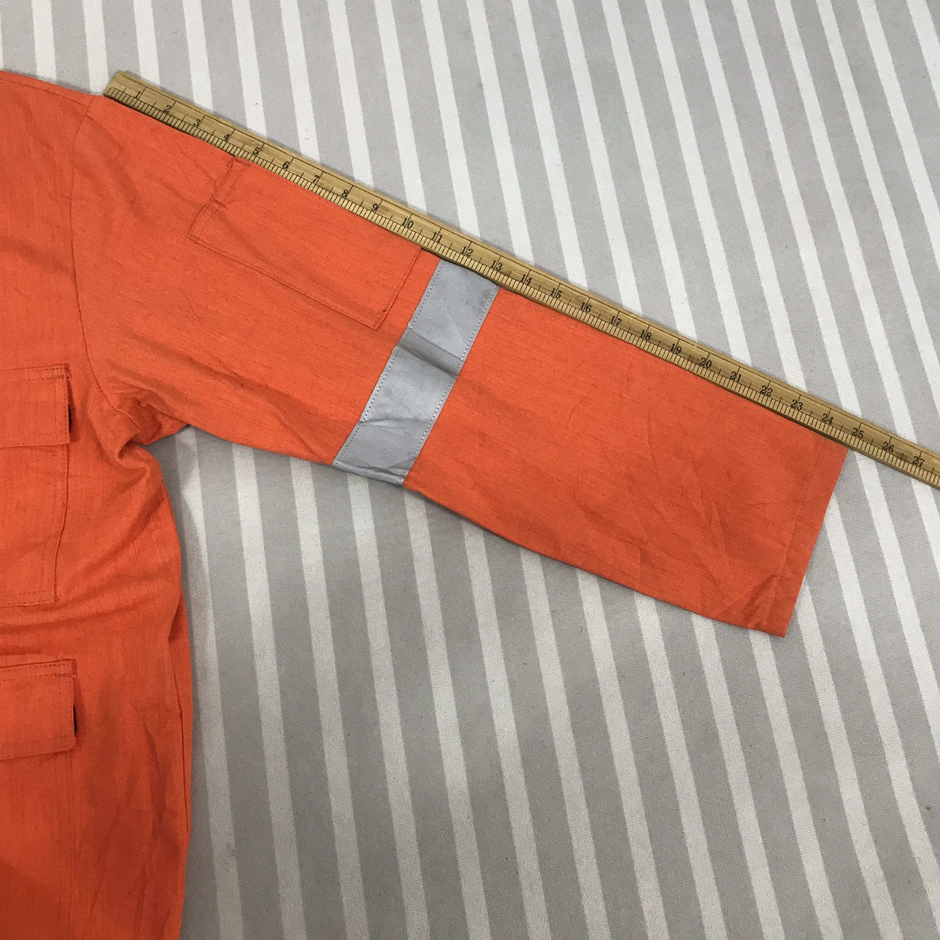 Japanese Brand Vintage Exon Mobil Esso Oil brand Racing japan Jacket Size US L / EU 52-54 / 3 - 6 Thumbnail