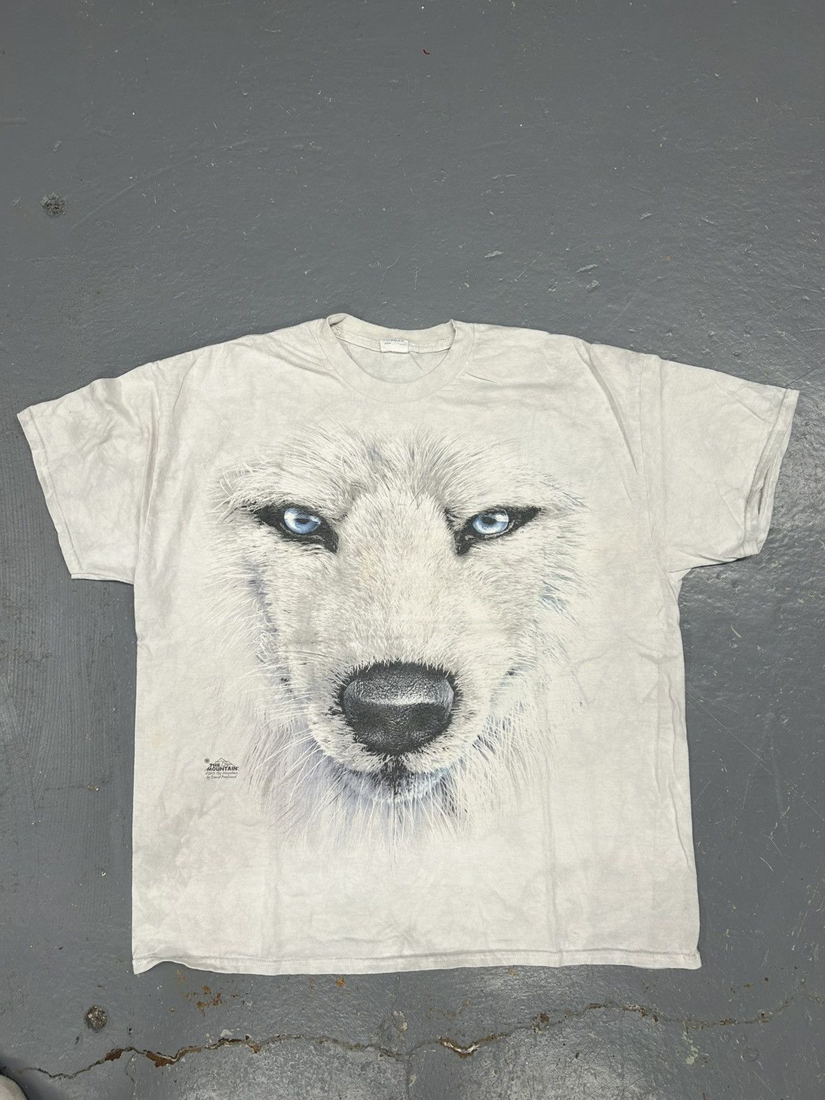 The Mountain Crazy Y2K Essential The Mountain White Wolf AOP Tee Shirt Size US XL / EU 56 / 4 - 1 Thumbnail