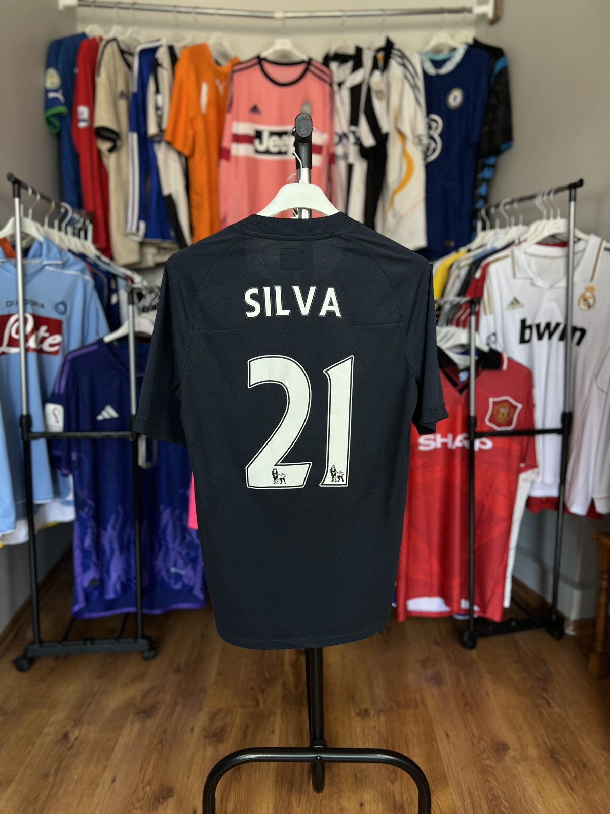 Umbro Soccer Jersey Umbro Manchester City 2010/11 David Silva #21 Size US S / EU 44-46 / 1 - 1 Thumbnail