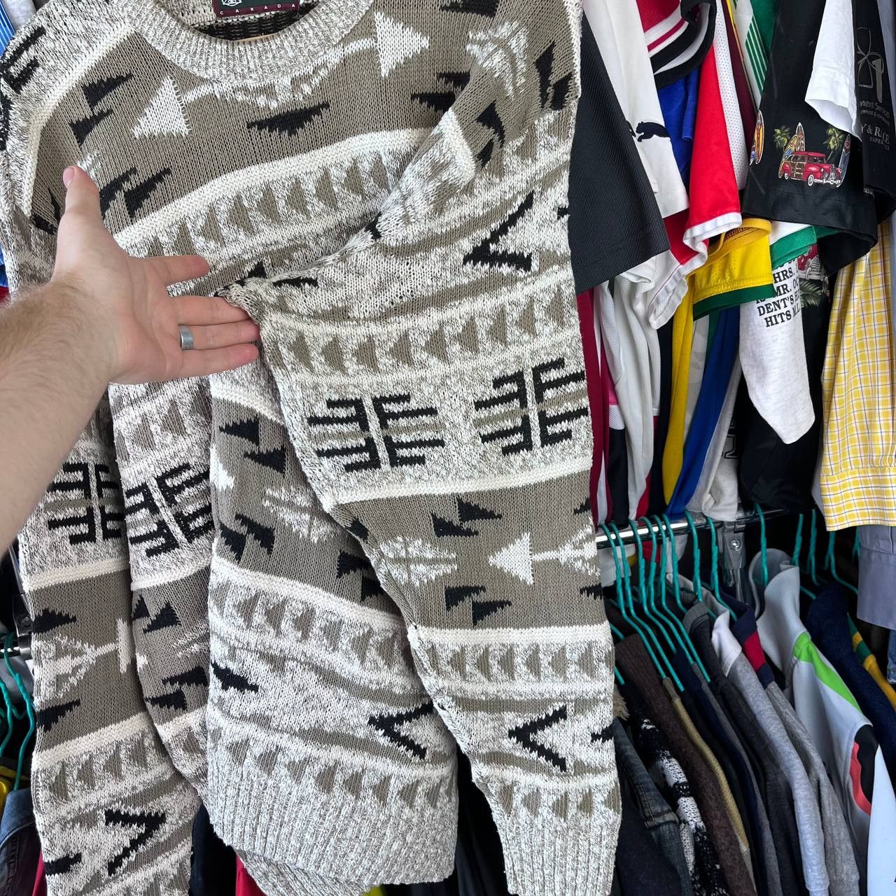 Tundra Canada Vintage 90s Tundra Canada Wool Knit Sweater Pullover Size US L / EU 52-54 / 3 - 4 Thumbnail