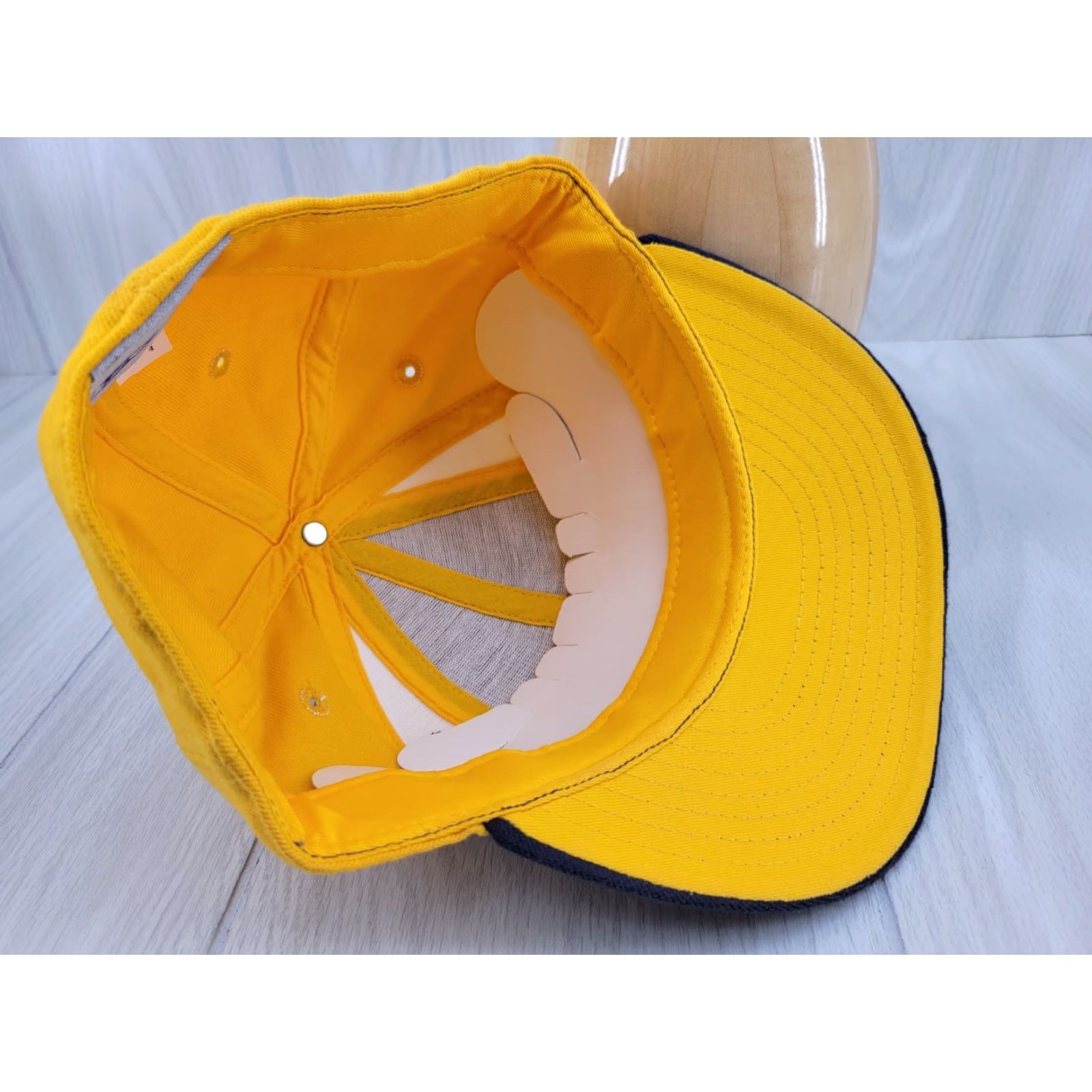 Reebok VINTAGE Super Bowl XXXVII San Diego 2003 Reebok Size 7 1/4 Blue with Yellow Hat Mens Size ONE SIZE - 7 Thumbnail